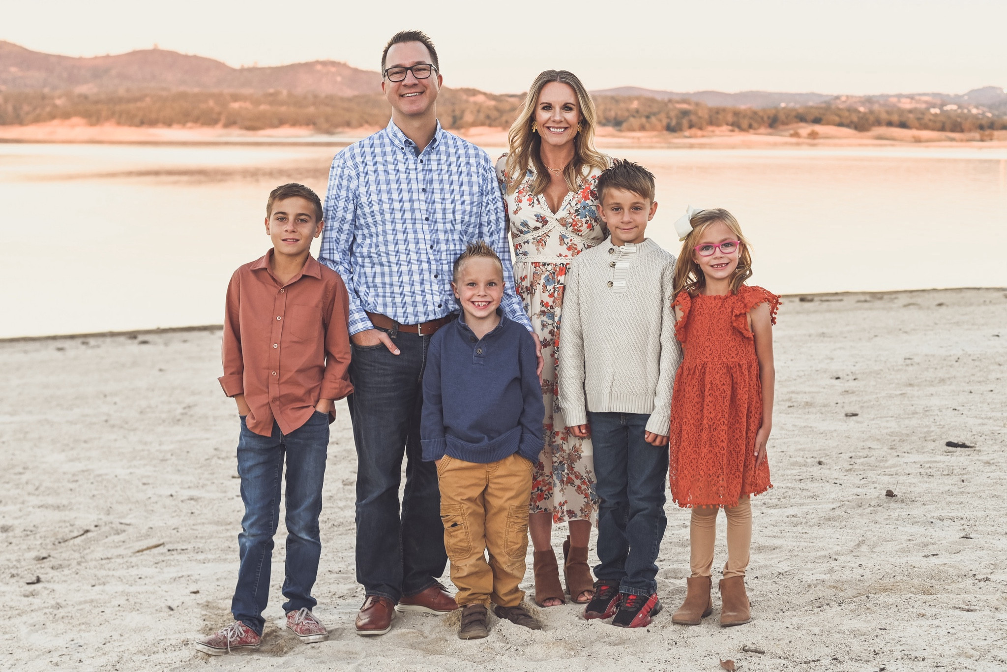 Fall family photos outfit ideas - The Perfect Blend
Pattern, solids, floral  

#LTKKids #LTKStyleTip #LTKFamily