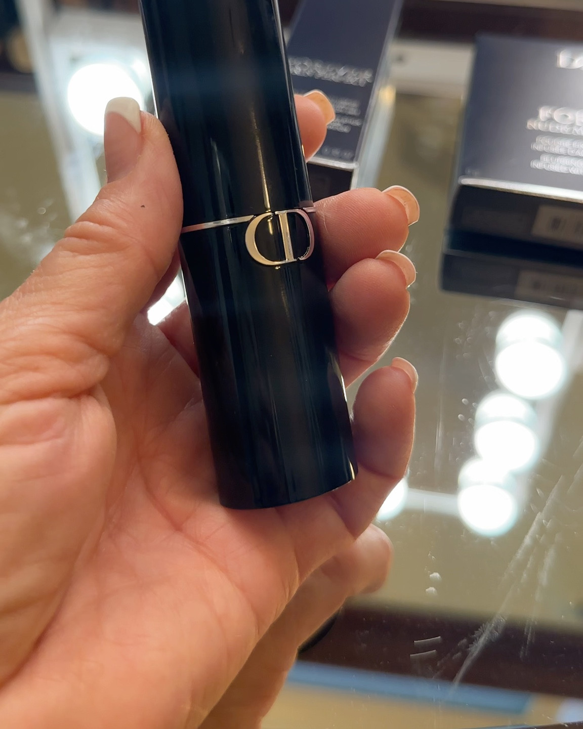 My new obsession…Dior foundation stick for on the go 😊💕

Red Carpet of Life, LTK over 50, makeup

#LTKFindsUnder100 #LTKBeauty