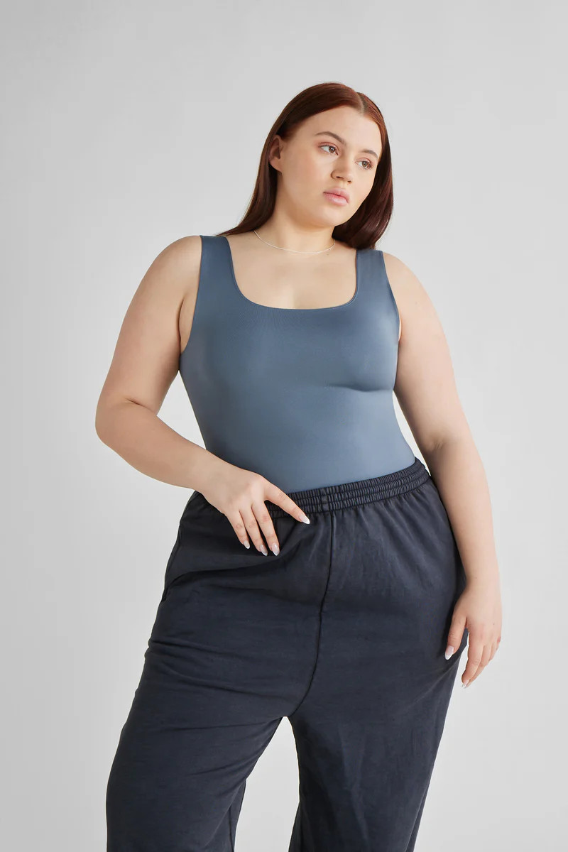 Square Long Tank | KLAYD