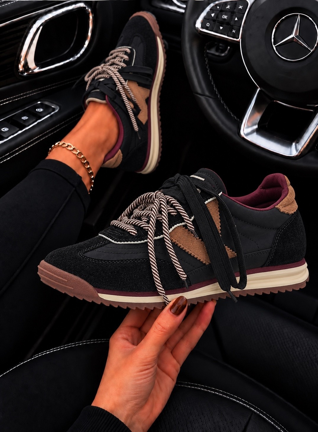 🚨🚨NEW ARRIVAL🚨🚨 Girl, these are just FUN! 🤎🖤 The second I spotted these sneakers while shopping online, I thought, “Yep, those are totally my style!” 😍

The black and brown combo, the suede details, and those DOUBLE shoelaces?! Such a cute way to give an everyday sneaker a little extra personality! 🙌

Picture these with jeans and a leather bomber jacket… instant outfit! 👏 If you don’t always want to wear a bootie for fall, this is such a cute option to still make your look feel put together!

Lightweight, breathable, and made for comfort—because I want the cute outfit AND happy feet! 👟🍂

💬 Comment FUN and I’ll send you the link!

#VictoriaSneakers #FallSneakers #SneakerStyle #FallOutfits #EverydayStyle

#LTKdayinmylife #LTKgrwm #LTKmomlife