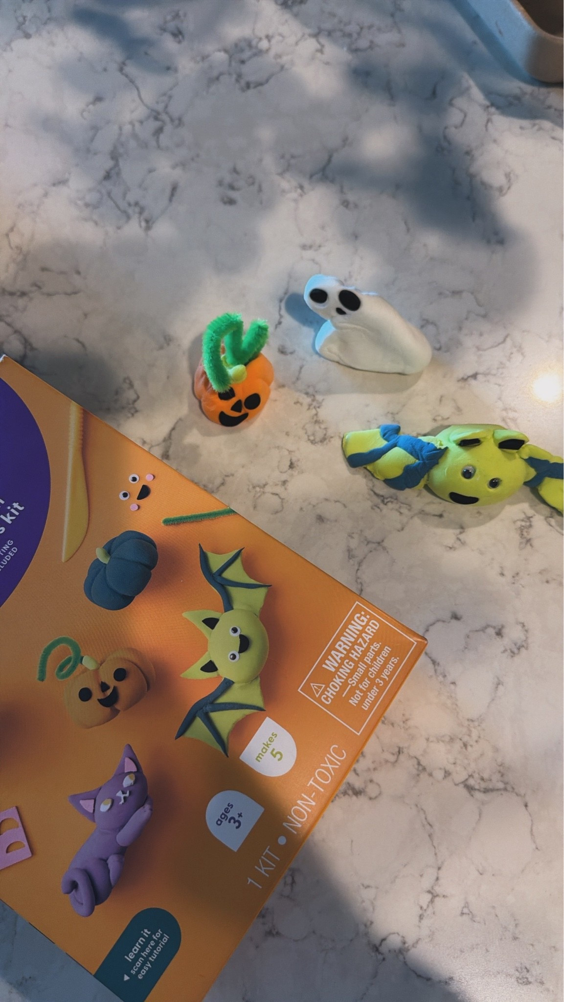 @Target toddler Halloween crafts 👻 

#target #targetkids #toddlercrafts #crafts #toddlers #toddlermoms #halloween #halloweencraft