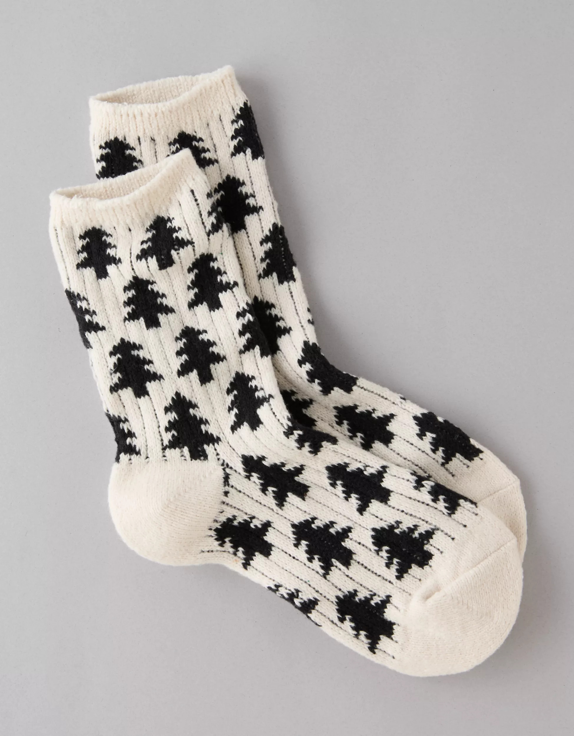 AE Holiday Tree Crew Socks | American Eagle Outfitters (US & CA)