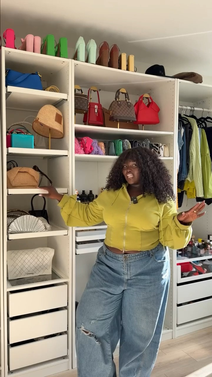 Closet swap time🔄
We’re officially swapping to all of my winter items and my closet system is the key to staying organized and seeing everything I have! 

(Closet organization, amazon must haves, organization hacks, Ikea) 


#LTKFindsUnder50 #LTKFindsUnder100 #LTKHome