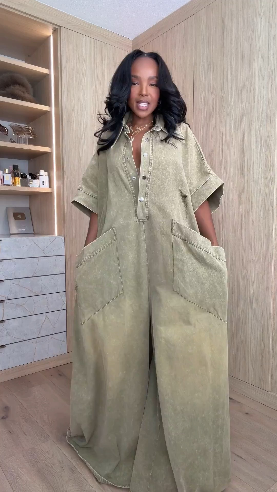 Scroll to shop! ✨ Everything from this look is linked below. 👇🏽    

Wearing: Size Small | 5’4” | 140 lbs  

📲   Download the FREE LTK app & follow me (@kirasfashionfinds) to shop all my daily finds.  #LTKootd #LTKPetite #LTKU

#LTKootd #LTKPetite #LTKgrwm