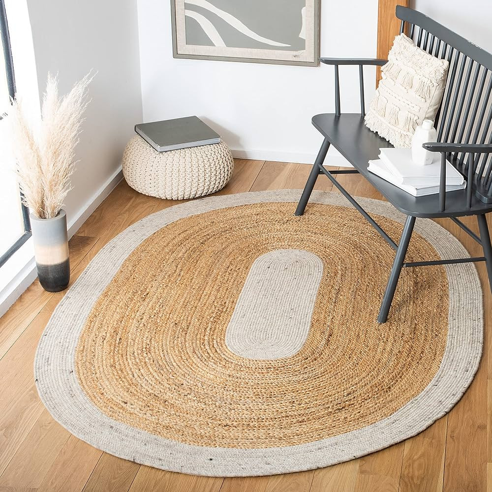 SAFAVIEH Braided Collection 5' x 7' Oval Jute Area Rug | Amazon (US)