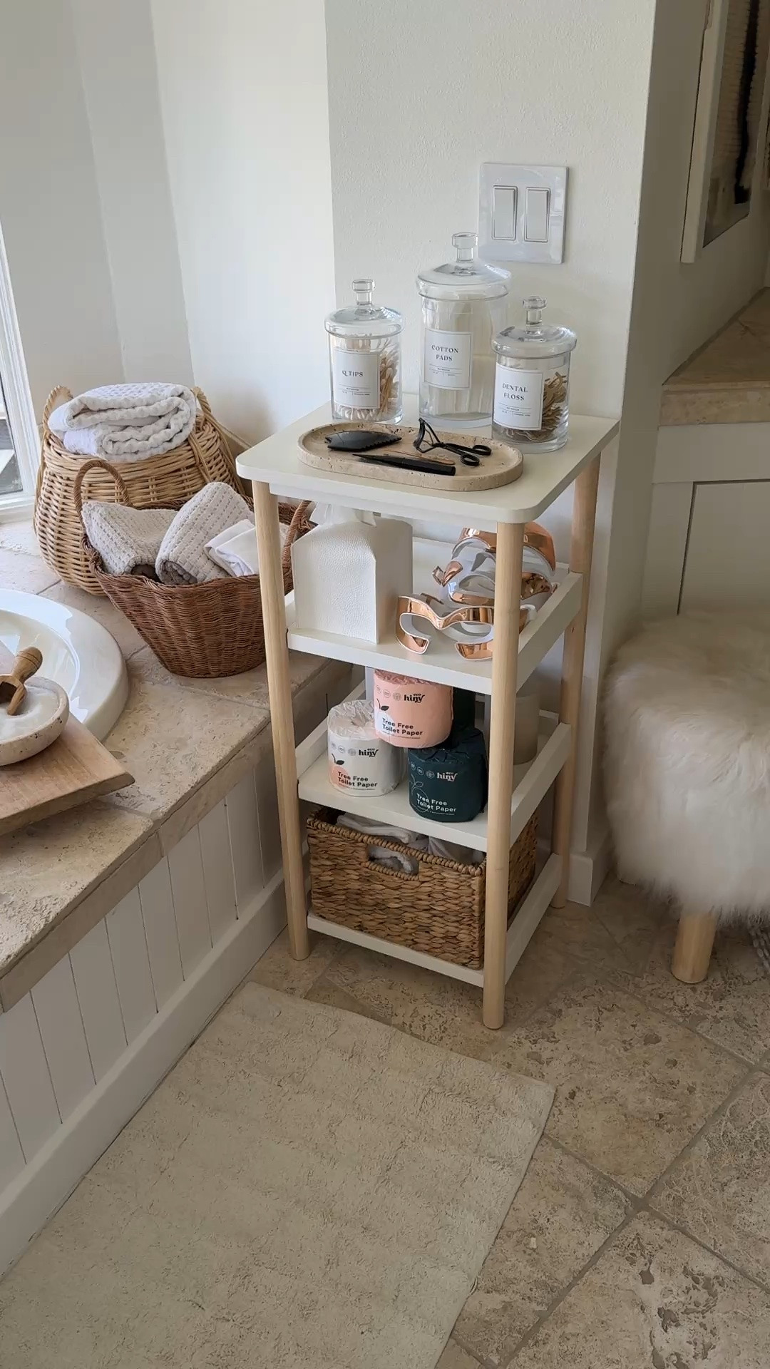 Bathroom decor and organization + what low-toxic product I use!🛁

Home
Clean beauty

#LTKHome #LTKselfcare #LTKBeauty