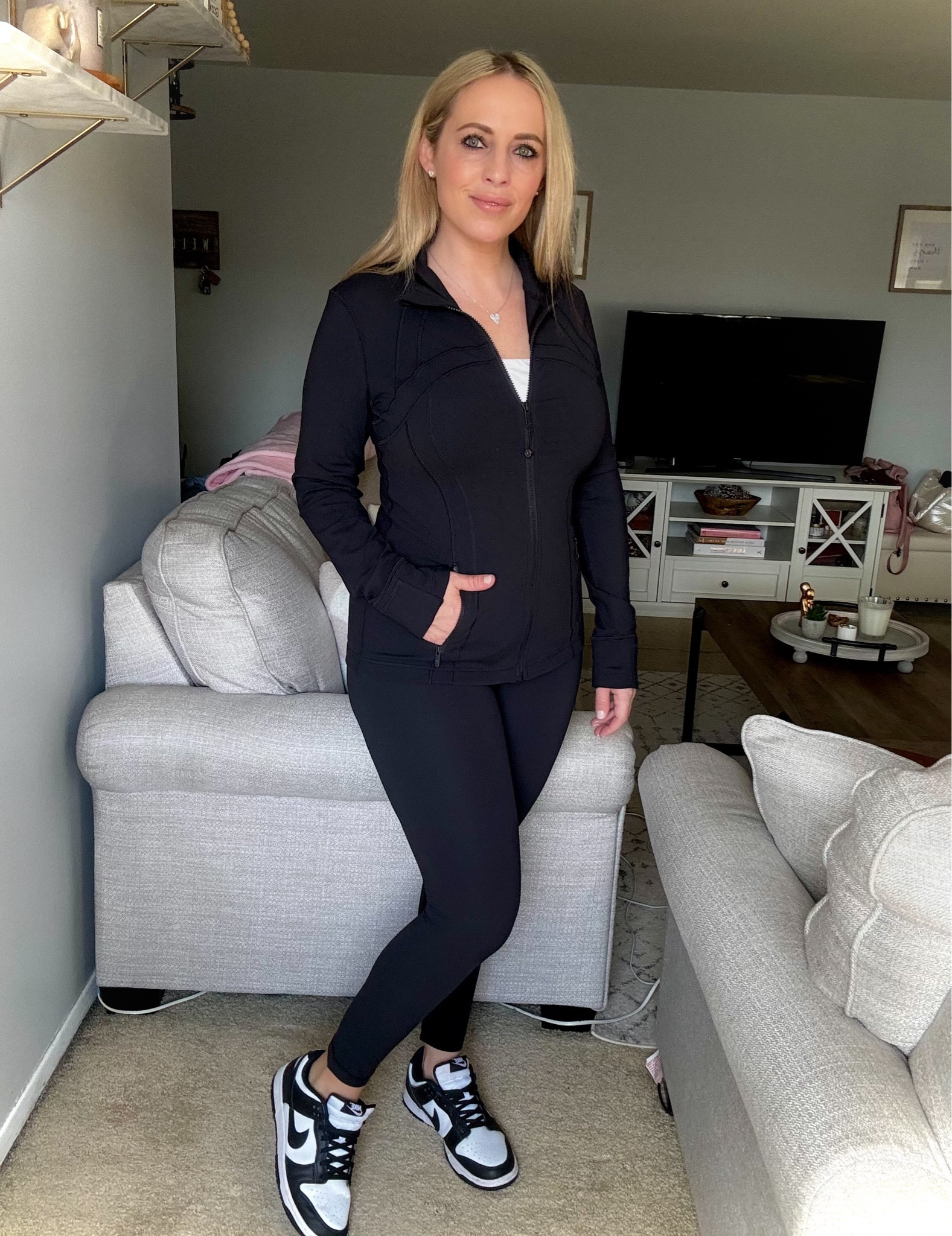 Lululemon. Neutral outfit 

#LTKfindsunder100 #LTKActive #LTKfindsunder50