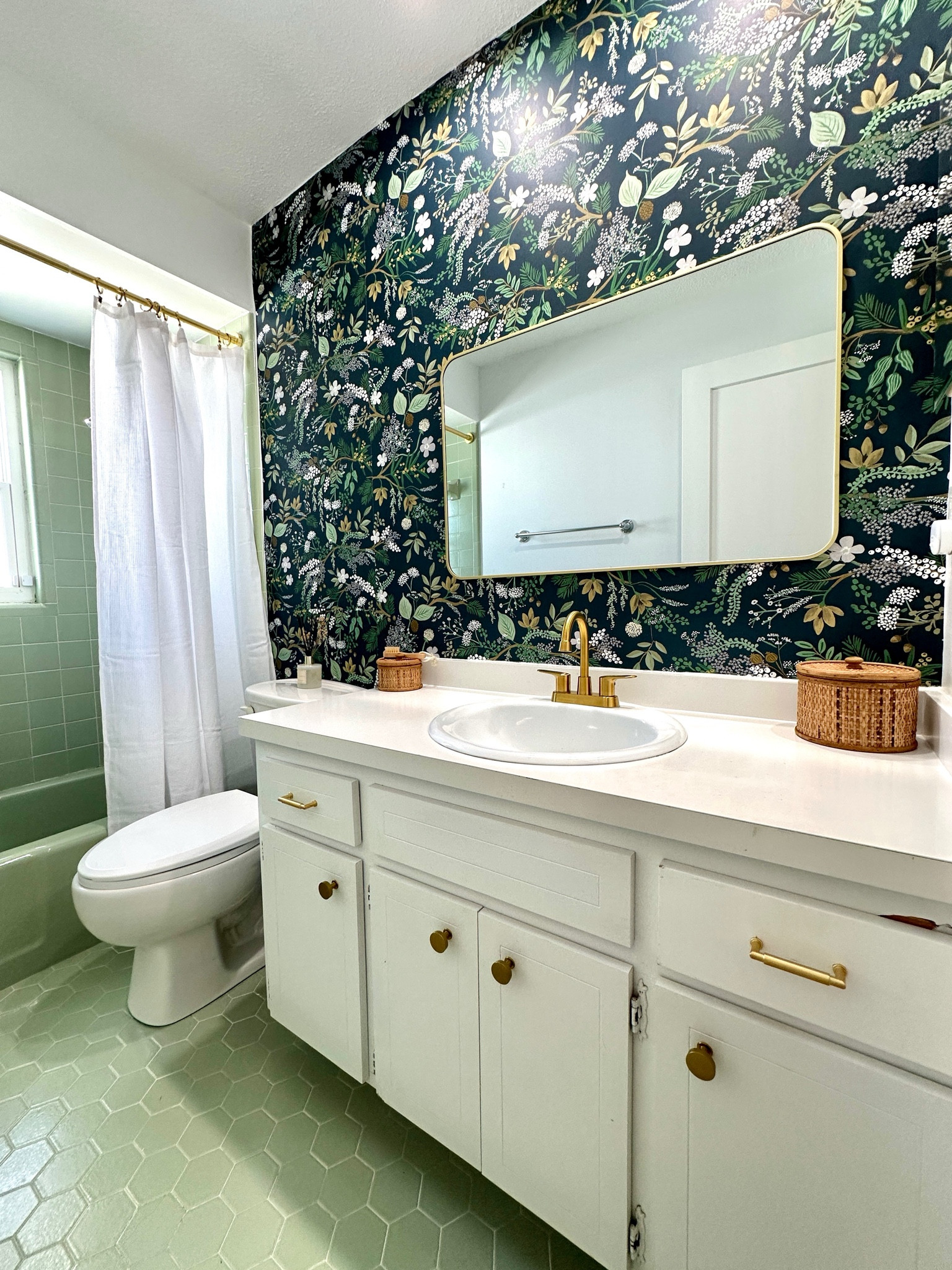 My guest bathroom upgrade! 

#LTKStyleTip #LTKHome #LTKMostLoved