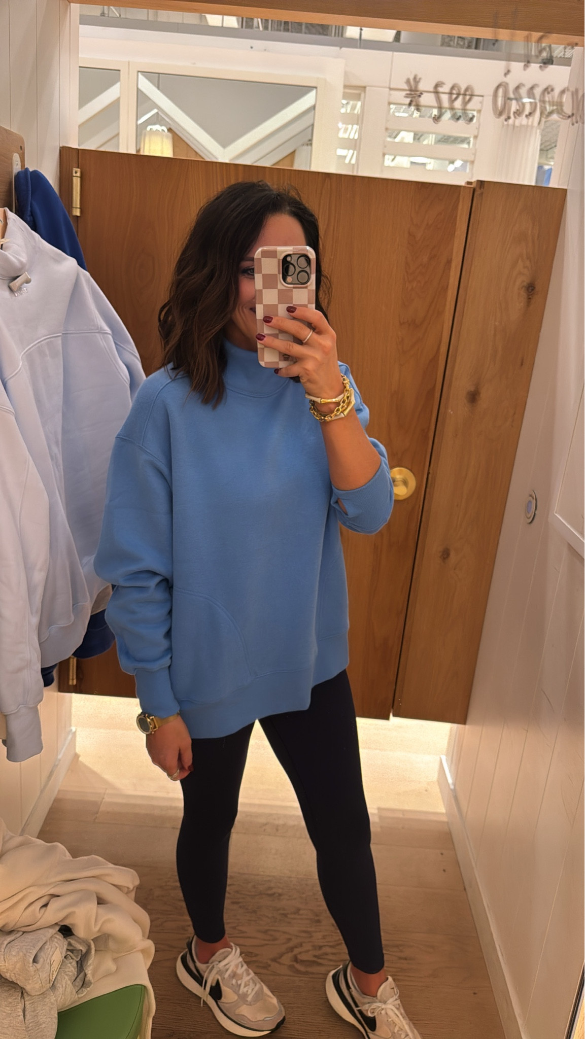 The softest leggings and crewneck! The blue color is so chic & striking, y'all! Definitely the perfect travel or on-the-go outfit. 

Women’s fashion affordable winter wear soft leggings blue long sleeves american eagle finds aerie favorites mom must haves elevated basics mom style everyday wear warm clothes Vintage Pickin

#LTKootd #LTKdayinmylife #LTKmomlife