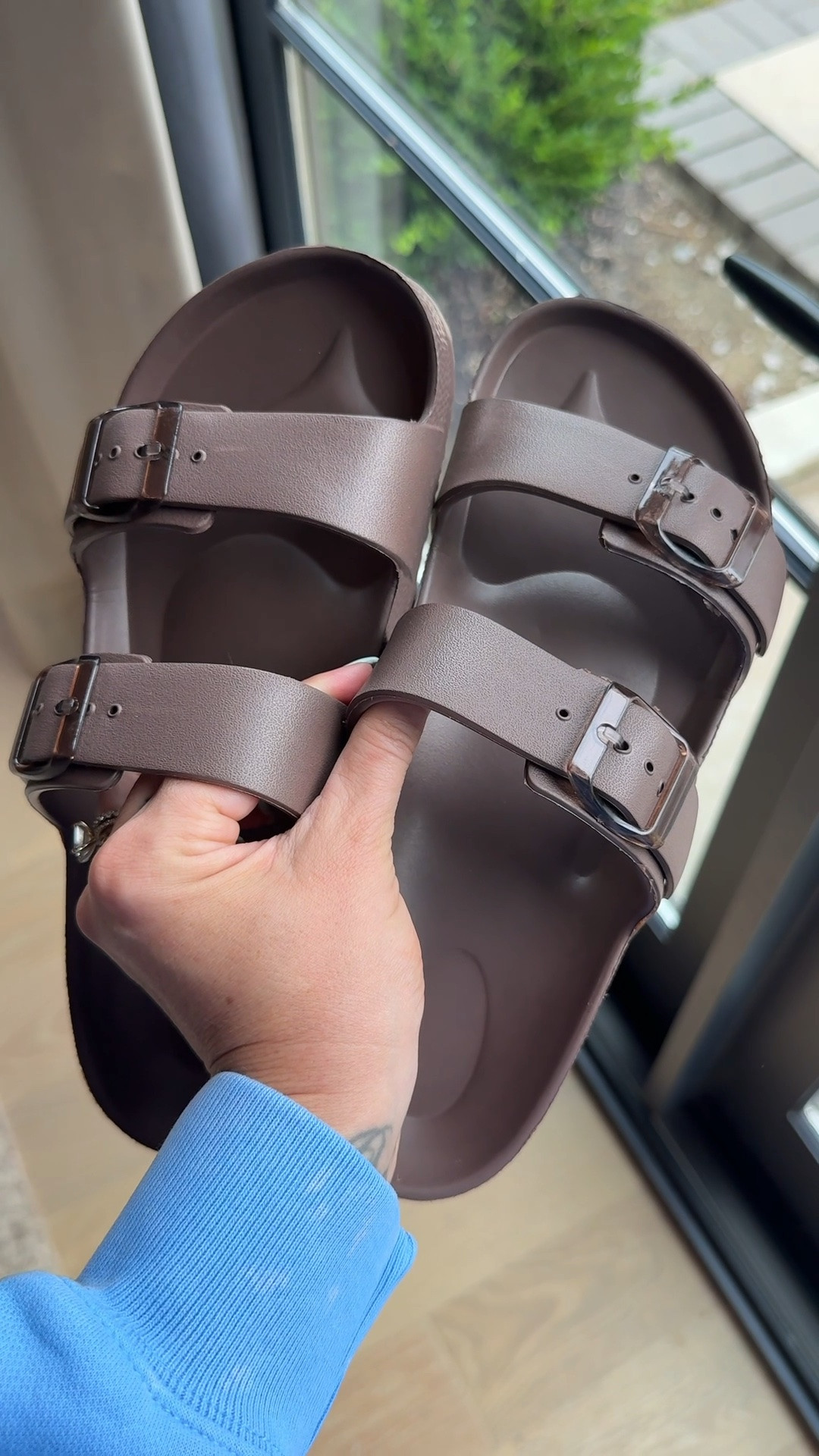 These are almost identical to the waterproof Birkenstock sandals and they’re on sale for UNDER $7 @Target for Circle Week!

#LTKSaleAlert #LTKmomlife #LTKSwim