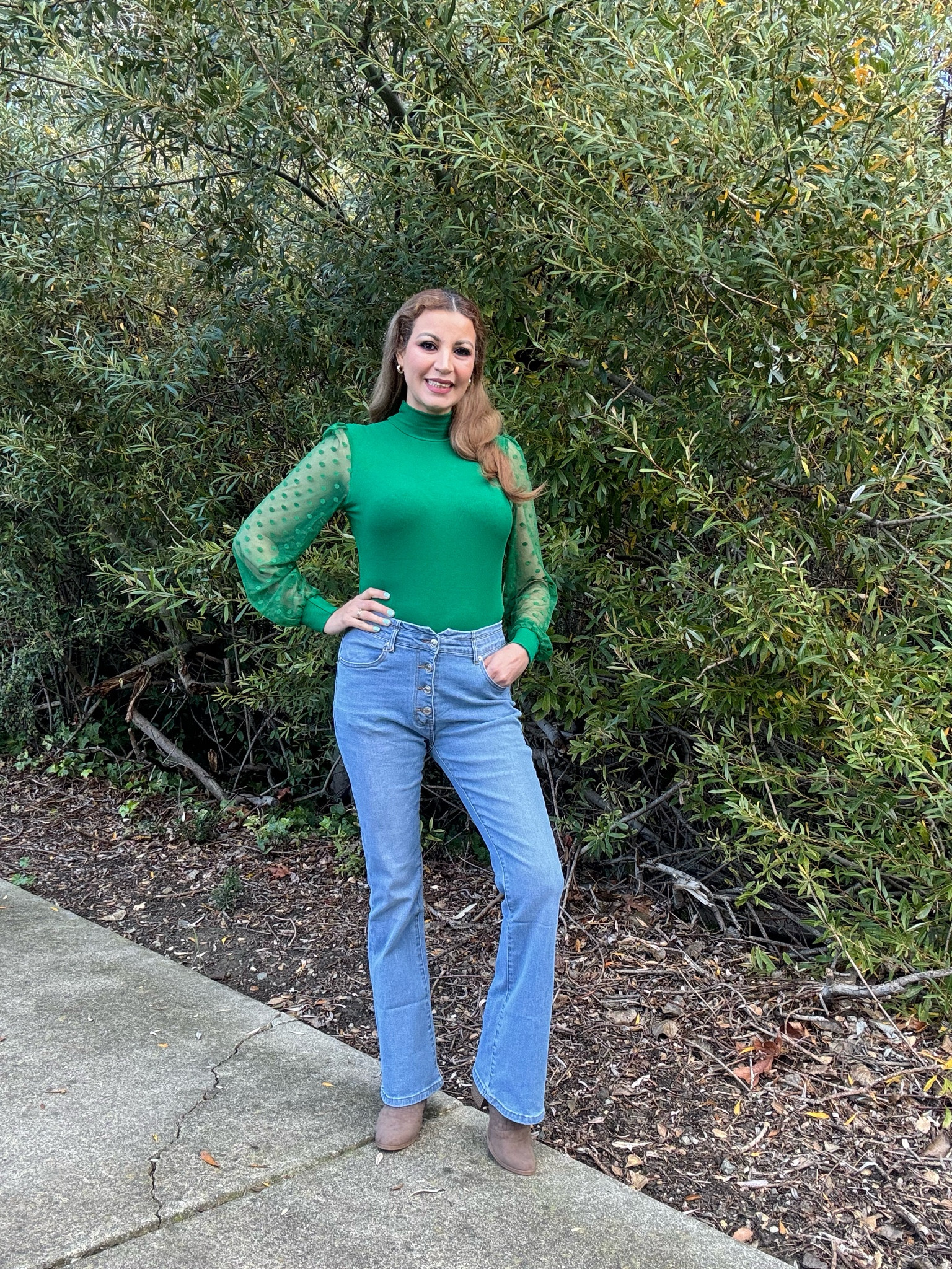 Genleck Womens Stretch Flare Jeans - Trendy High Waisted Bell Bottom Jeans Tummy Control Butt Lifting Bootcut Denim Pants.
Size:6

EKAMO Body de manga larga con cuello alto y lunares para mujer, de malla transparente
Size:L
Pero me queda un poco flojo  

#LTKbeauty #LTKSeasonal #LTKstyletip