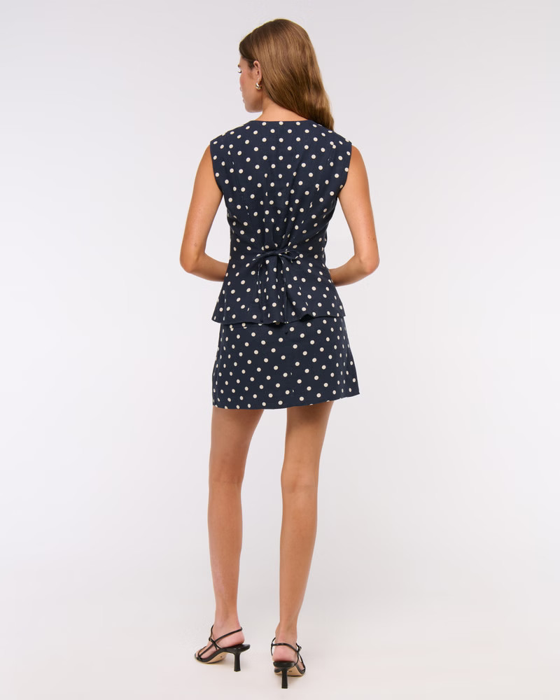 Linen-Blend High-Neck Vest | Abercrombie & Fitch (UK)