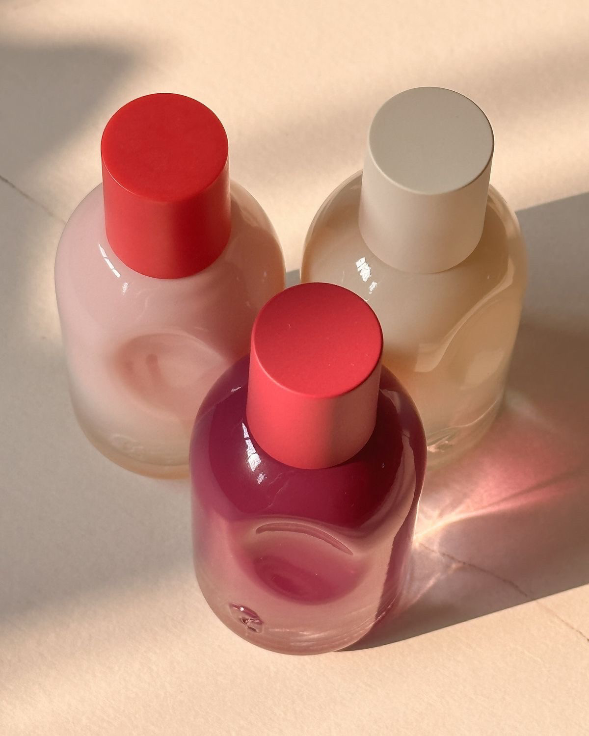 SOTD: The Glossier You collection really has a scent for every vibe 🤍
✨ You: warm pink pepper, iris, and ambrette musk—that classic your skin but better
🌙 You Rêve: soft, dreamy, and slightly sweet with buttercream, plum, and ambrette
🤍 You Doux: creamy violet and iris blended with smooth ambrox for a cozy, clean finish
All three wear close to the skin and smell a little different on everyone—linking them here because they’re perfect for everyday (and layering) ✨ 

 #LTKgrwm #LTKselfcare #LTKBeauty
