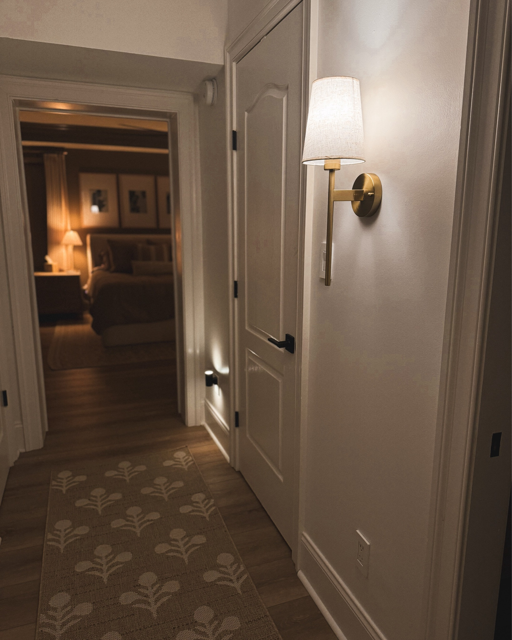 Elevate a space REAL quick✨🤎💡 in love w/ these chic sconces that 100% look hardwired in our hallway! But they’re not…😉 They’re super easy to install, rechargeable & remote controlled!

They come in a 2 pack // very worth the price to me as the battery life is great, they’re a super good size AND you can truly put them in so many spots! 🤌🏼 

Amazon finds / cozy vibes / home decor / decorate / neutrals / Holley Gabrielle 

#LTKFindsUnder100 #LTKFindsUnder50 #LTKHome