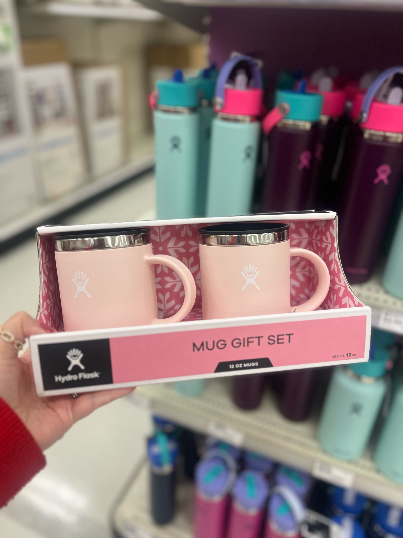 25% off hydroflask today only 

#LTKGiftGuide #LTKSaleAlert #LTKFindsUnder50