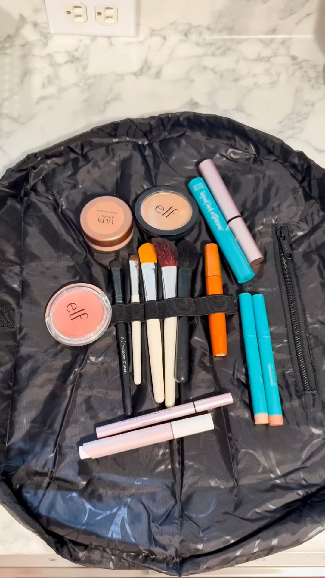 Tired of digging through your makeup bag?

This Lay-n-Go Makeup Bag lays flat so you can see everything at once. Then cinches right up in seconds. Total game changer for travel or daily use! 💄

#MakeupBag #TravelMakeupBag #BeautyHack #busymomhacks #MakeupOrganization #LayFlatBag #BeautyMustHaves #AmazonFinds #MakeupLover #CosmeticBag #TravelEssentials #MomFinds #momhack

#LTKgrwm #LTKmomlife #LTKBeauty