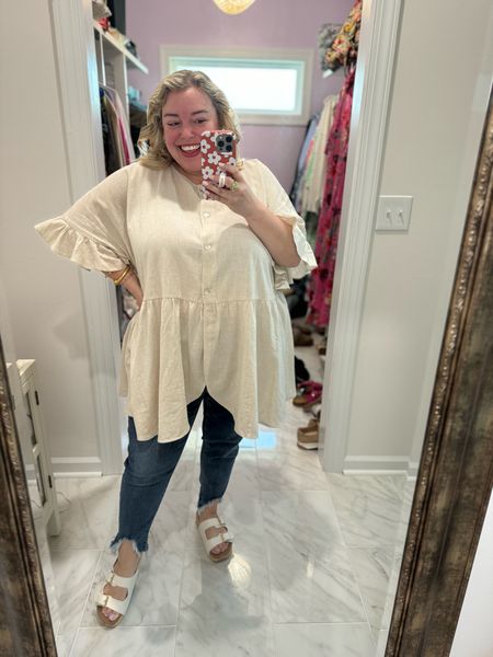 Happy Saturday!! How caaaauteee is this little ruffle linen top from Ulla Popken!? I love it so much!! Use code 2024OLIVIA25 to save at Ulla! 

#LTKFindsUnder100 #LTKPlusSize #LTKStyleTip