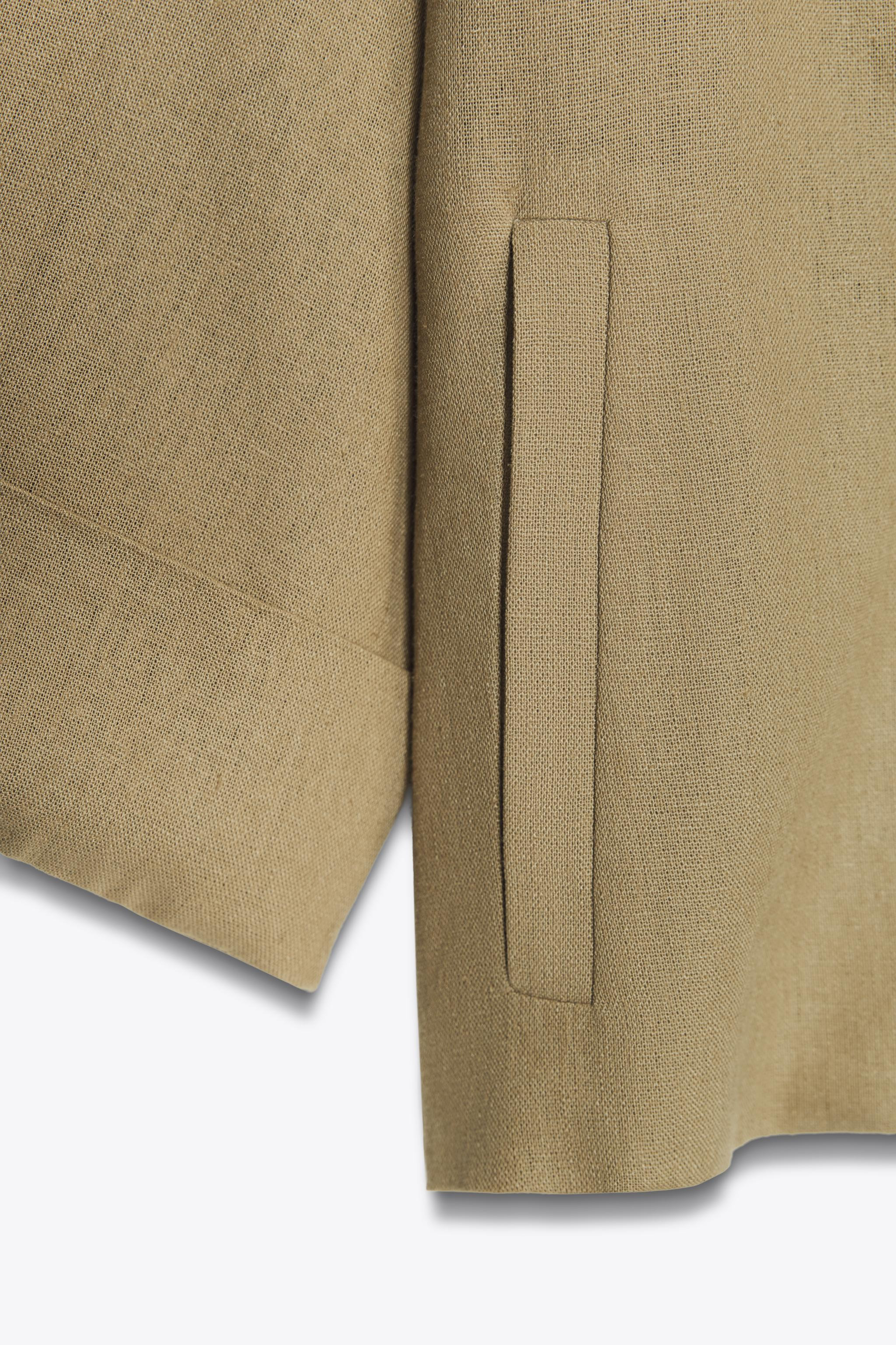 LINEN DOUBLE BREASTED SHORT BLAZER | Zara US