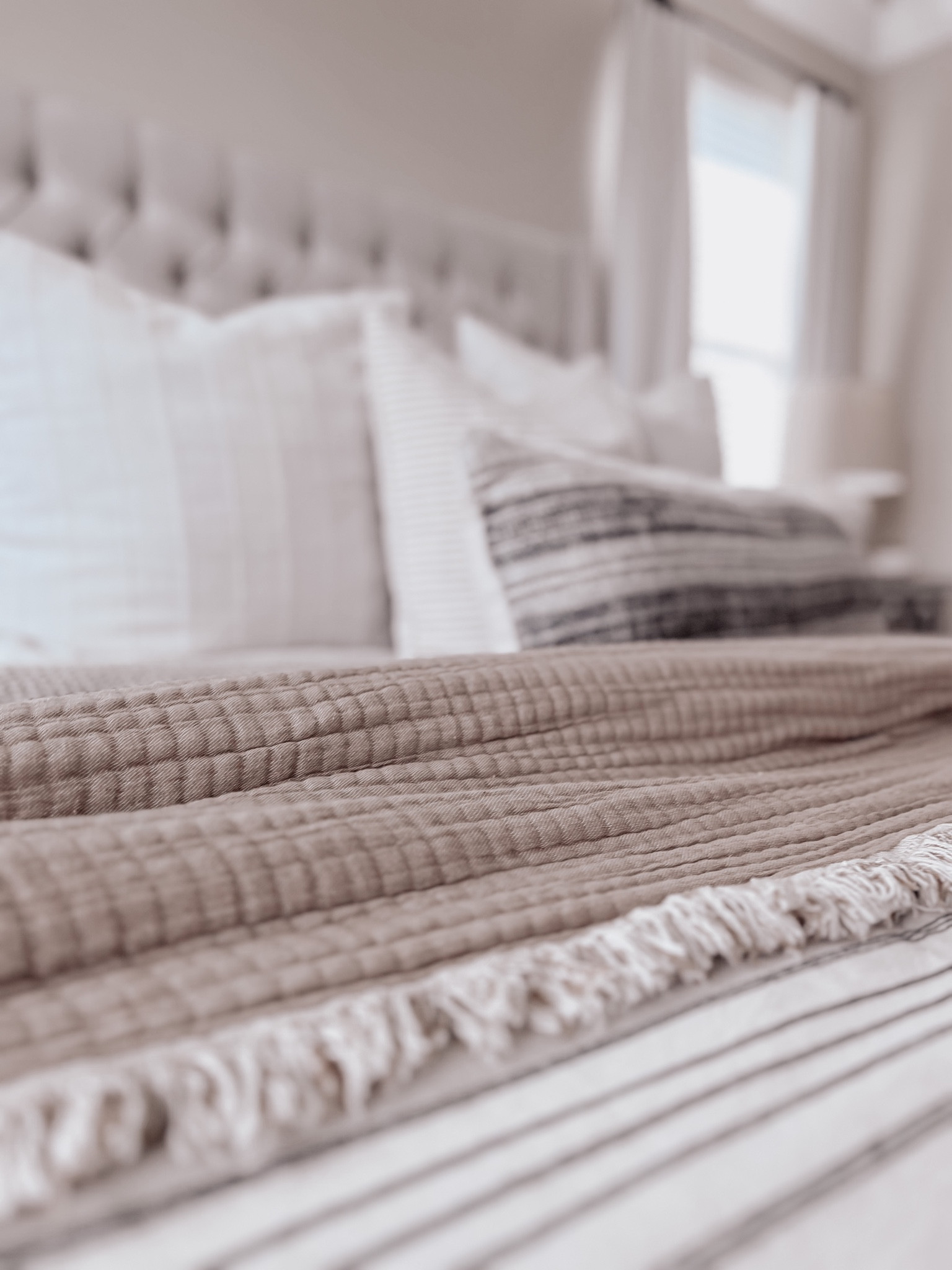 Bedroom decor, Bedding, Home decor, Neutral bedding, Neutral bedroom. 

#LTKhome