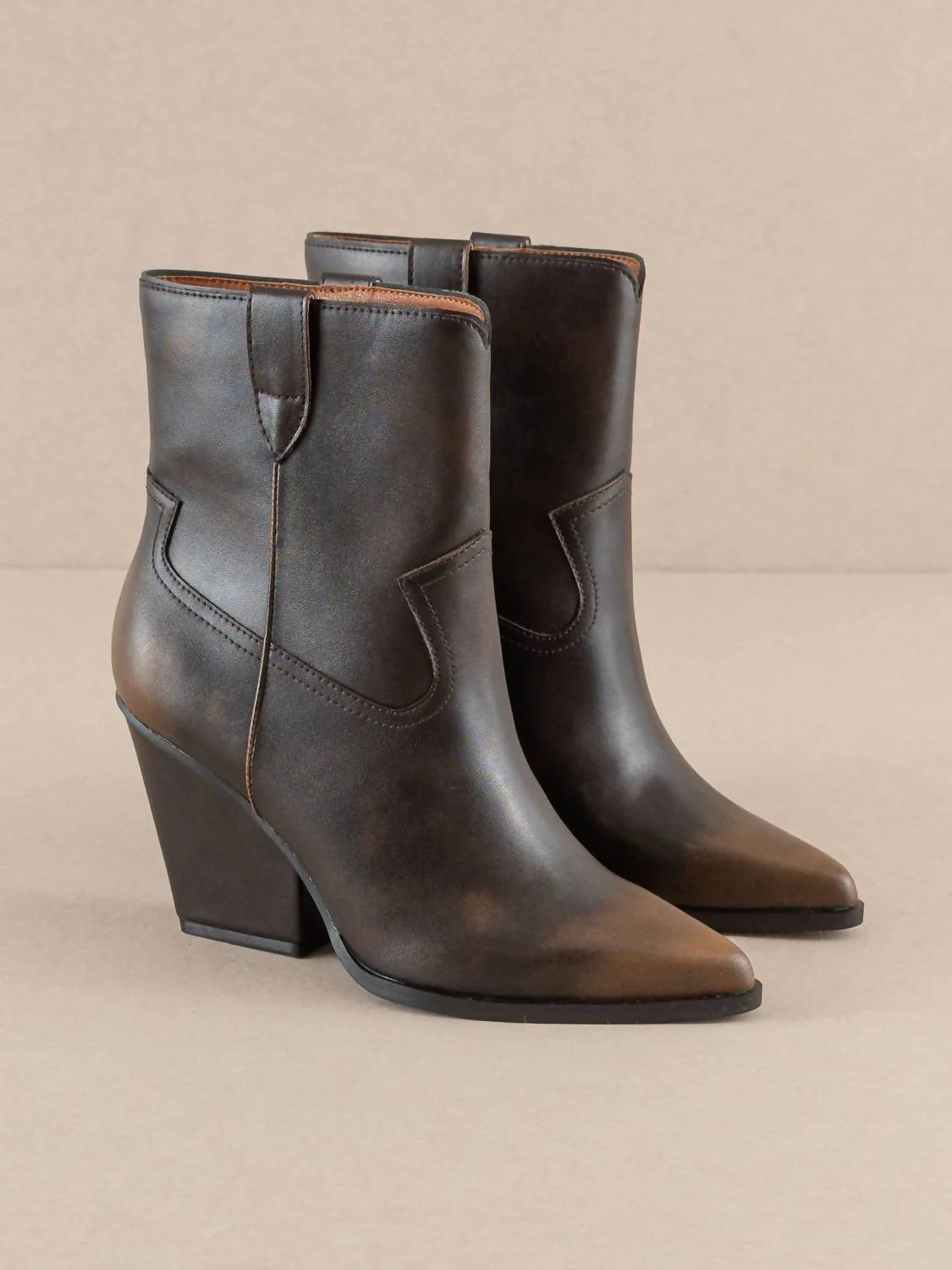 Women's Brooks Western Bootie In Coffee Two Toned | Shop Simon