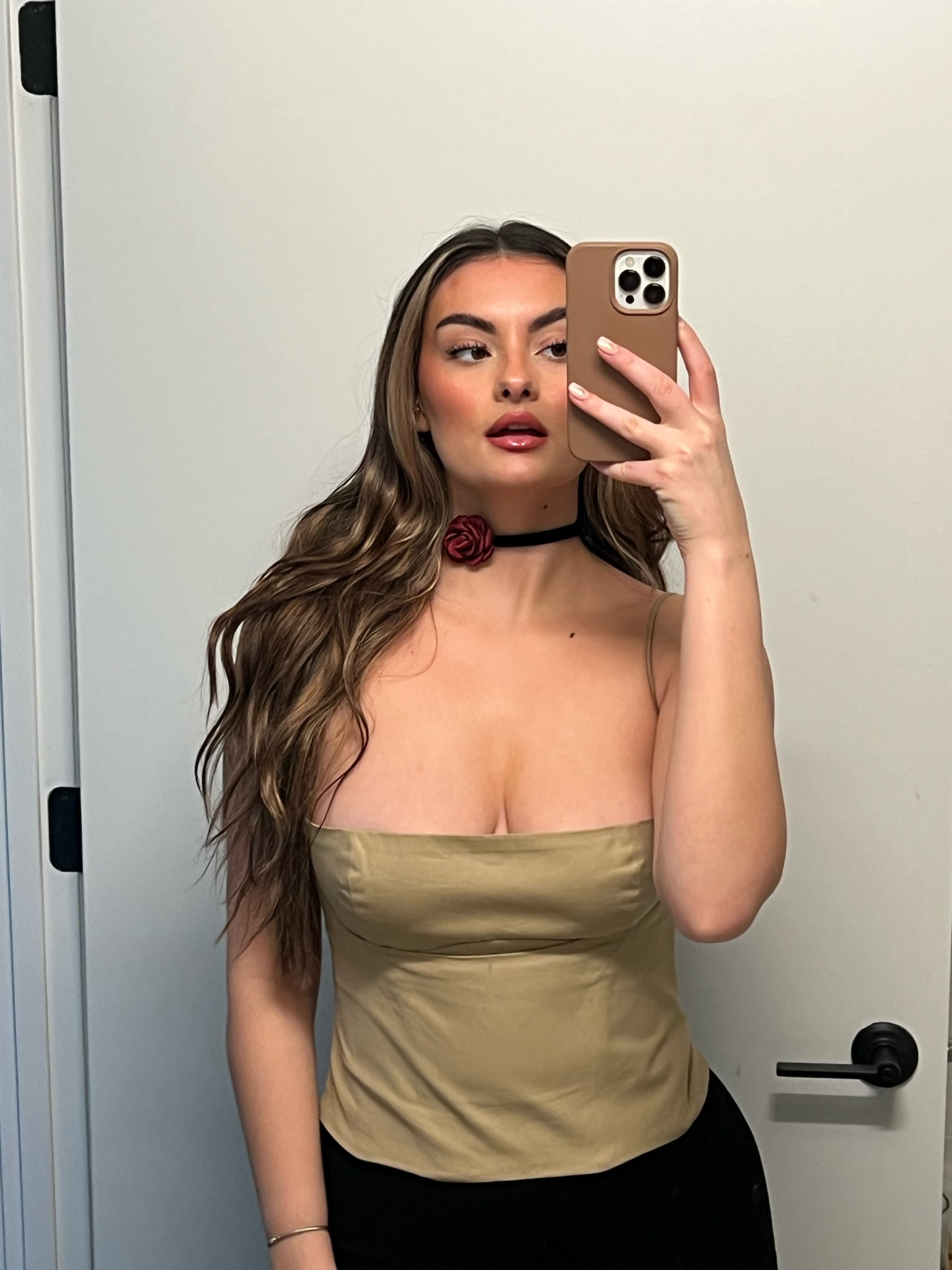 This corset top is so easy to dress up or dress down! Linked below

#LTKSeasonal #LTKFind #LTKstyletip