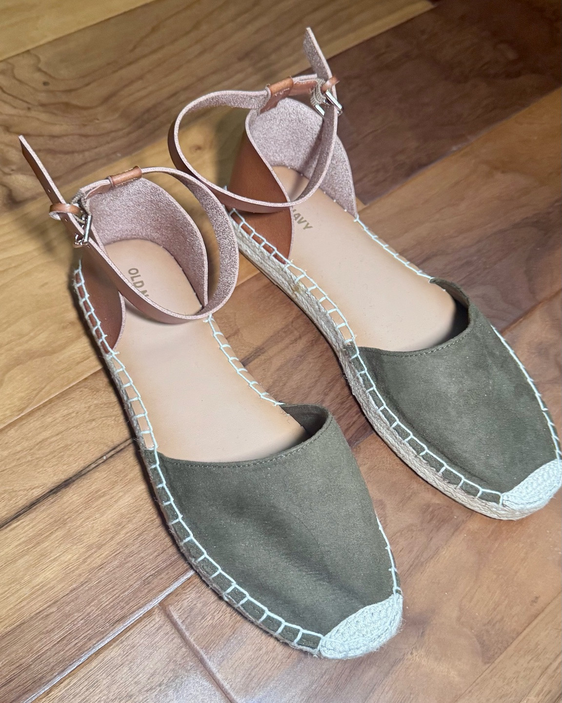 Shop my closet. Like new Women’s Old Navy Espadrilles size 9.

#LTKSeasonal