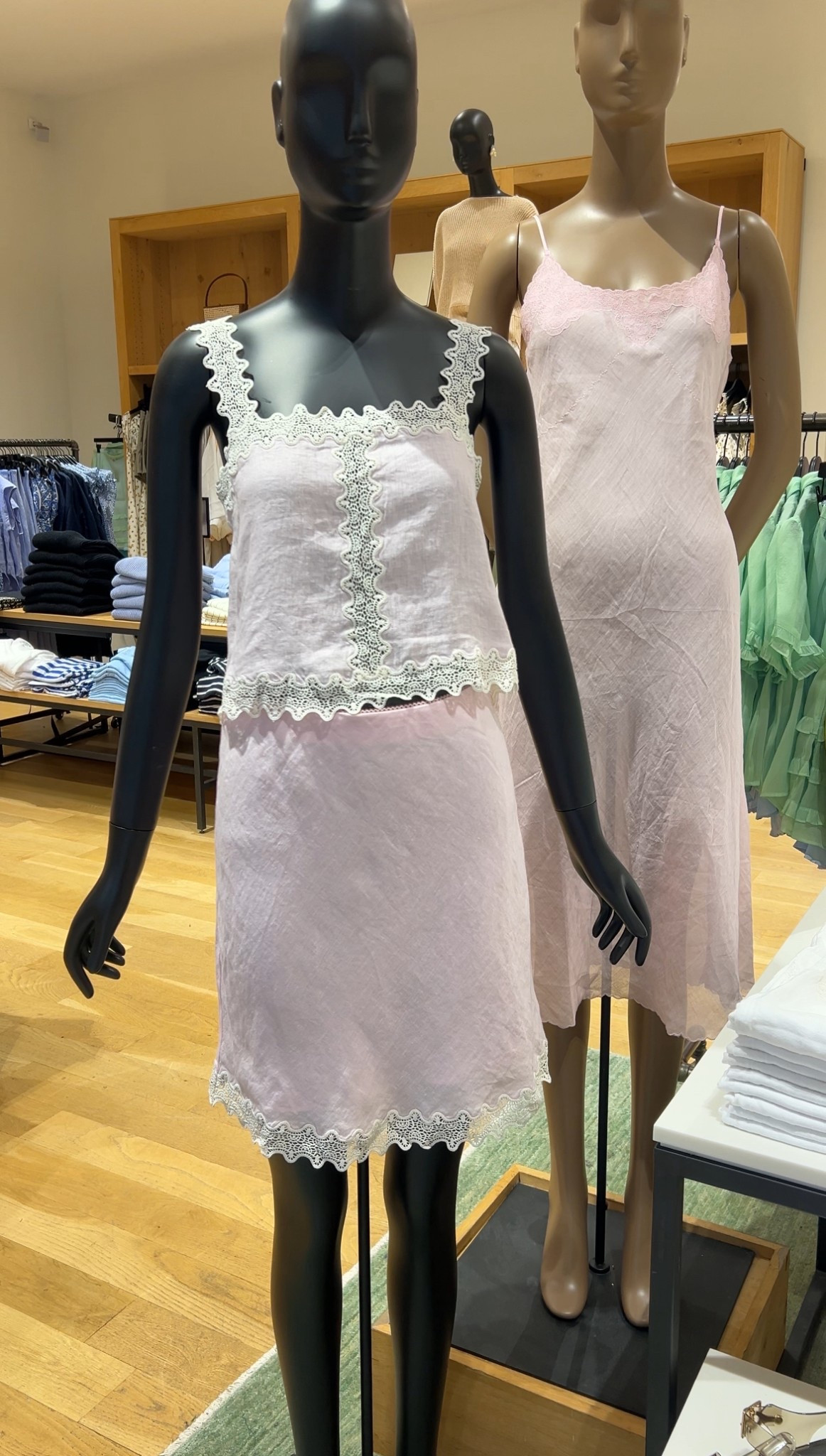 J.Crew summer looks 10/10 😍☀️

#LTKxMadewell #LTKFindsUnder100 #LTKStyleTip