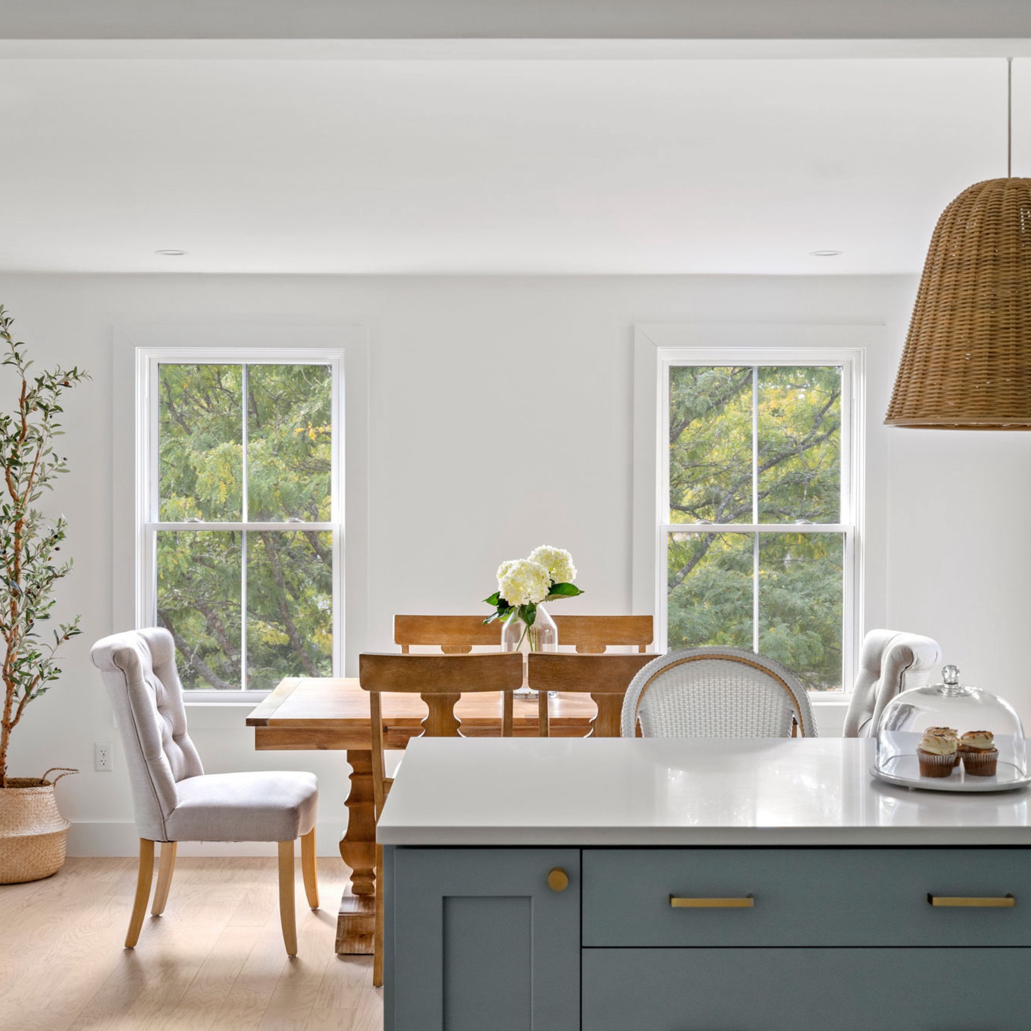 with this #dwelloctoberstudio design project, we made the decision to open up the wall that divided the kitchen and formal dining room and create one large open space for eating and entertaining. the traditional dining table is perfect for family dinners and holiday meals, while the peninsula offers a more casual seating option. stay tuned to see the remodeled kitchen! #dwelloctober

#LTKhome
