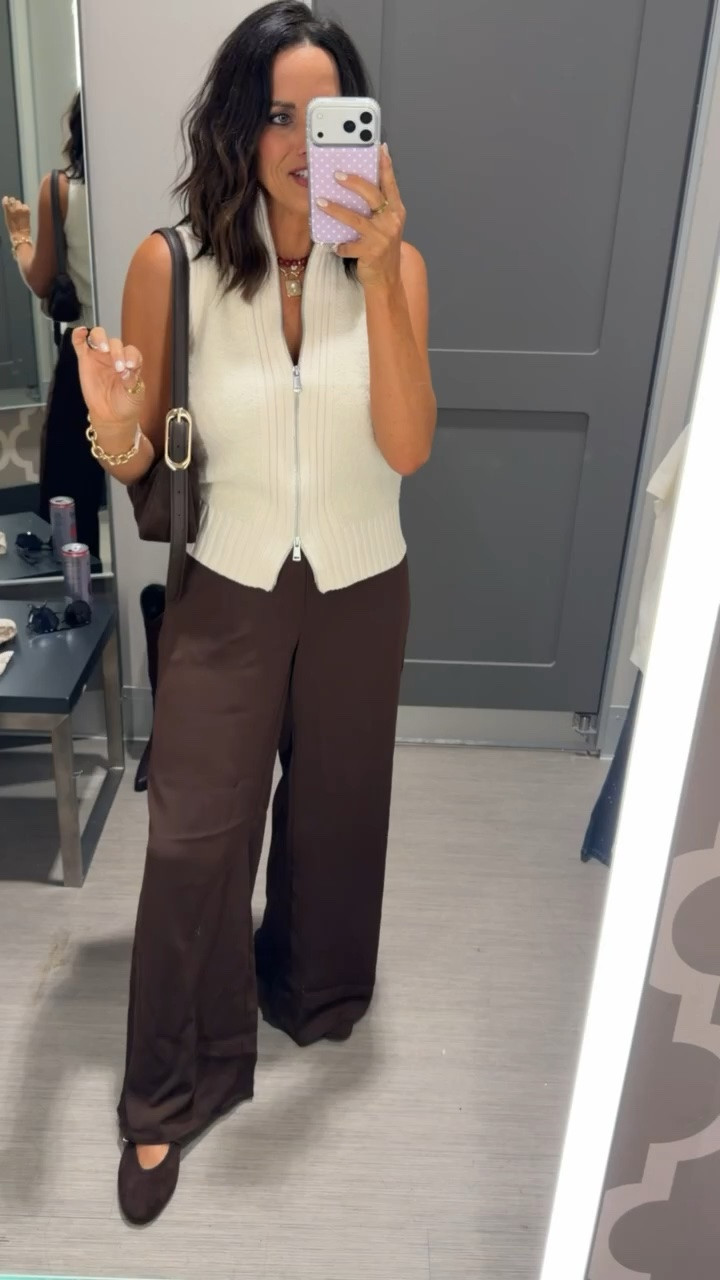 this outfit looks SO much more expensive than Target 😍 the vest + brown pants combo is giving major Aritzia vibes without the Aritzia price tag 👏🏻🤎 xs top & small bottoms!

@Target 

#targetstyle #targetfinds #targetfashion #targetoutfit #aritziafinds #aritziavibes #affordablefashion #fallfashion #fallstyle #ltkfinds #ltkfashion