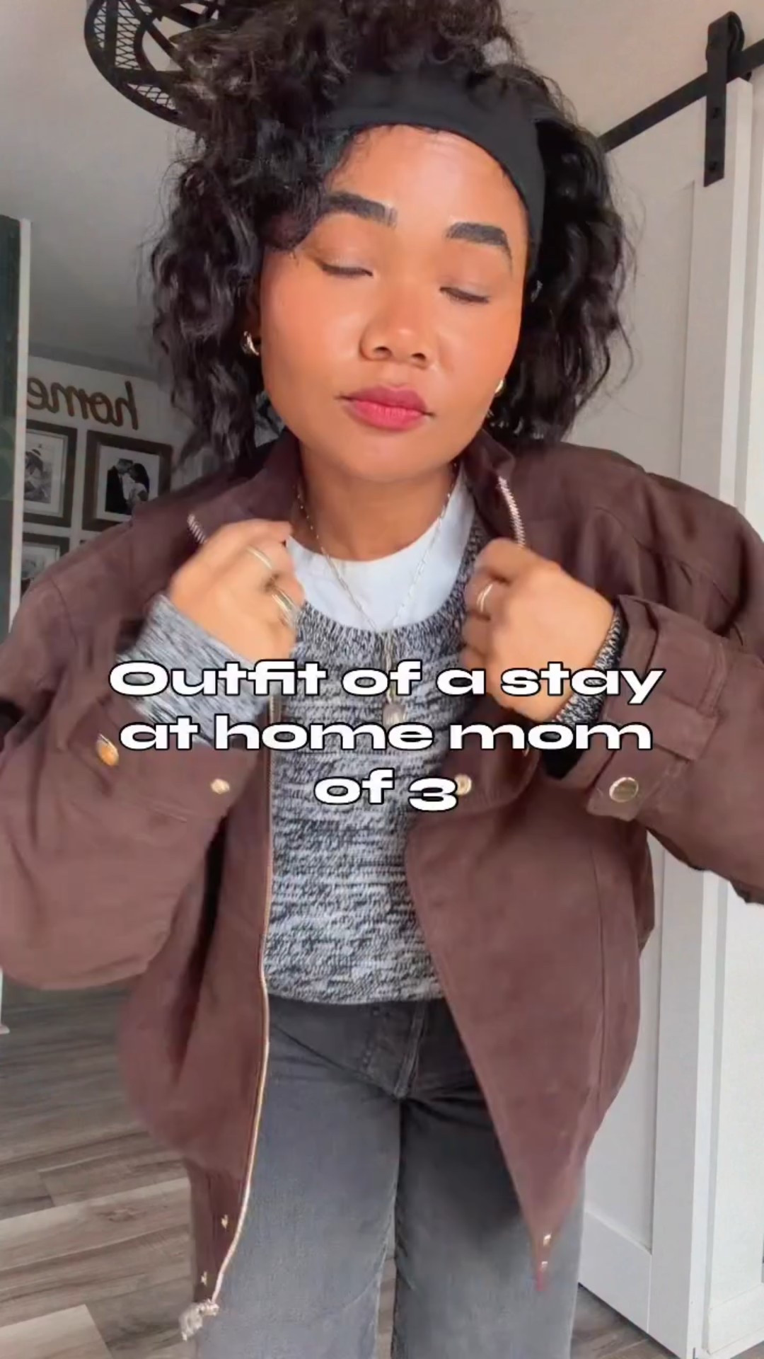 Outfit of the day! Just a mom who loves fashion.
👇 Want links to everything?
💬 Comment OUTFIT and I’ll send the links straight to your DMs
🔗 Tap the link in bio for all my Black Friday faves
✨ Follow @everydaydonia + @shop.ltk for daily deals & holiday outfit inspo
Mom outfit inspo, outfit of the , mom style, fashion deals, affordable look, H&M style, over 30 style, #ltkstyle #effortlessfashion #wearwhatyoulove #whatsinmycloset #momwithstyle