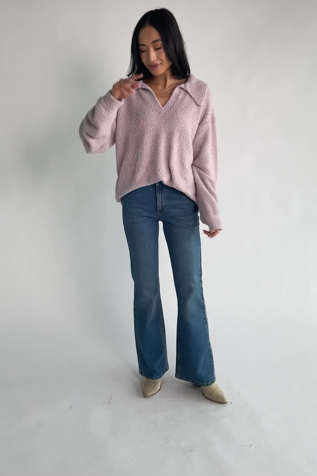 The prettiest easy sweater for a fall date night 🤎 Add dark jeans, ankle boots, gold jewelry, and you’re done. Comfortable, feminine, and still polished without trying too hard. #BalticBorn #FallDateNight #DateNightOutfit #FallSweater #CuteFallOutfits #AutumnStyle #SweaterSeason #FallFashionInspo #FeminineFallStyle #FallEveningOutfit #CozyChic #FallWardrobe 

 #LTKSeasonal #LTKU #LTKSaleAlert