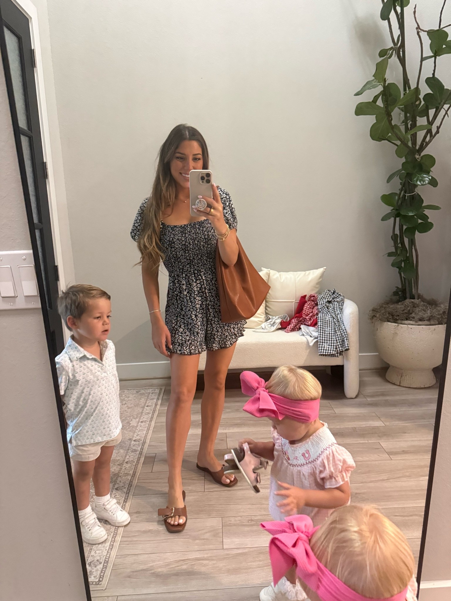 School drop off time!

#LTKmomlife #LTKdayinmylife #LTKKids