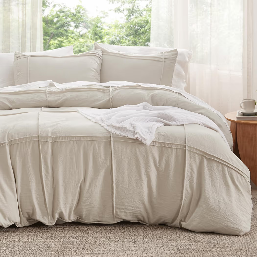 Bedsure Grid Duvet Cover King Size 3 Pieces Light Beige 104" x 90" | Amazon (US)