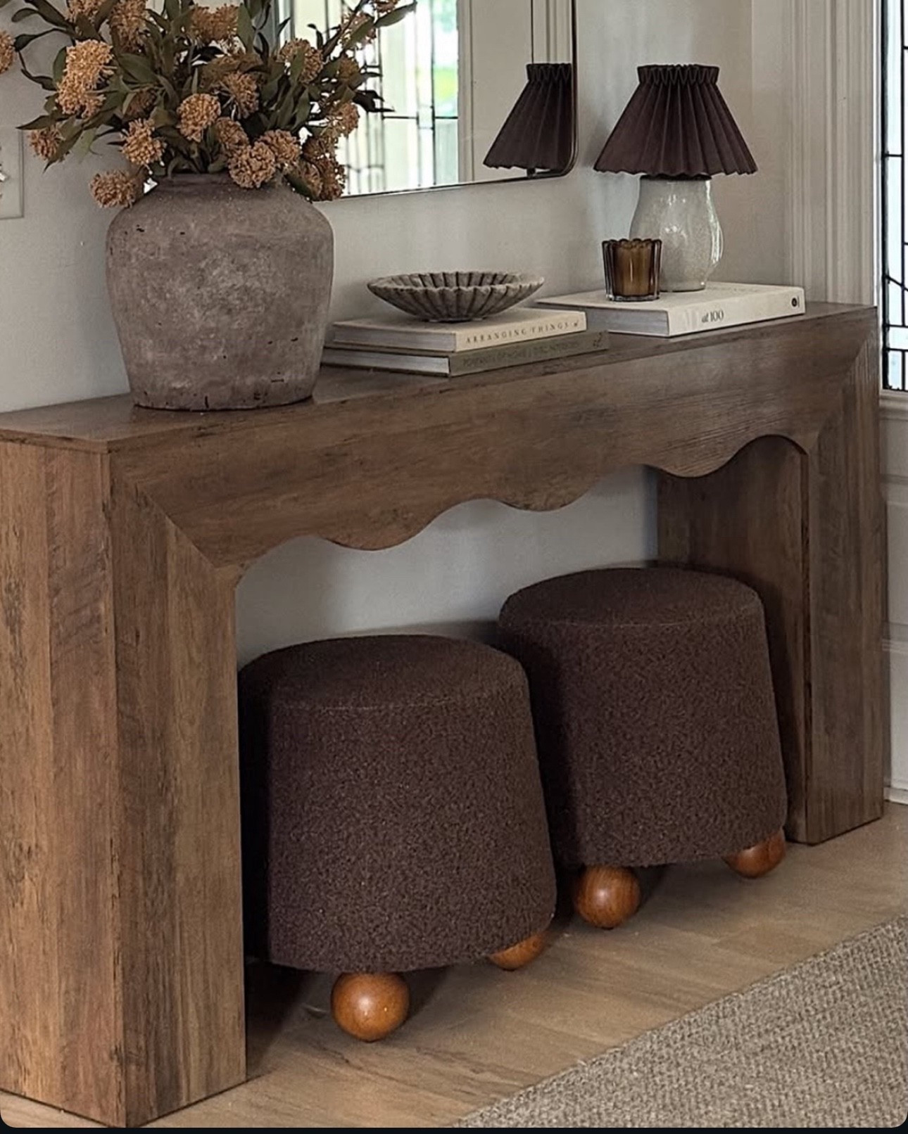 The perfect Ottomans to go under a side table or at the foot of  your bed 😍