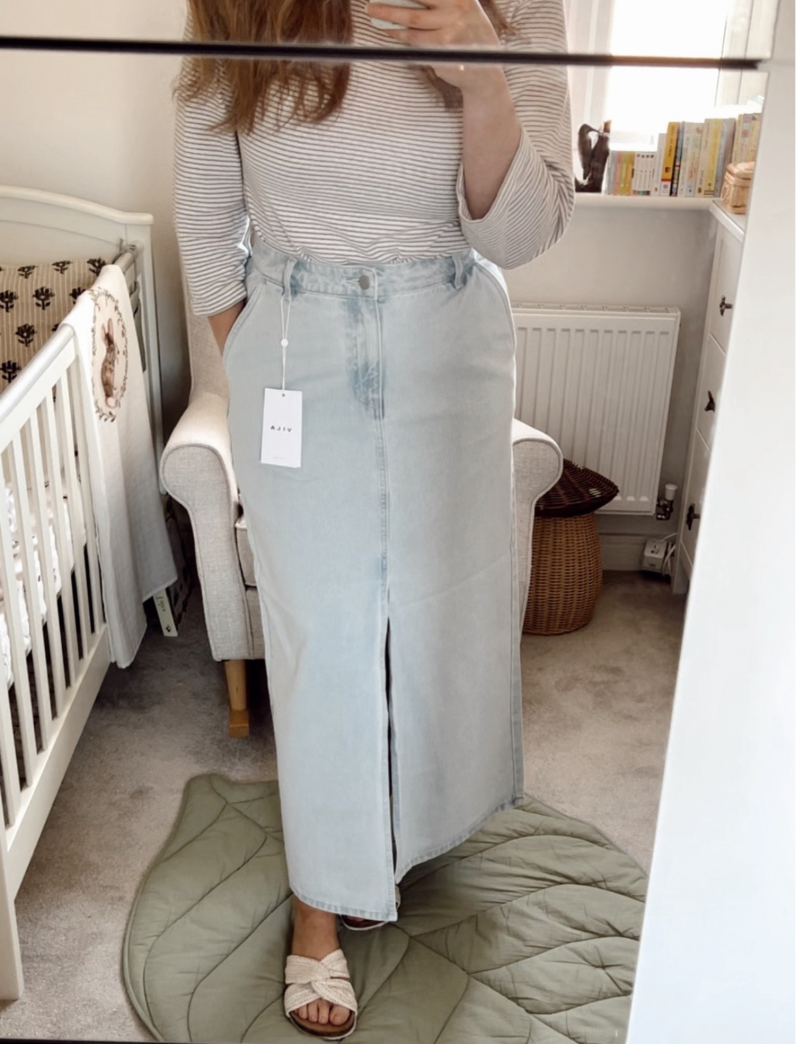 Embracing my mum ‘curves’ with this denim skirt - and it’s in the sale!!

#LTKstyletip #LTKsalealert #LTKmidsize