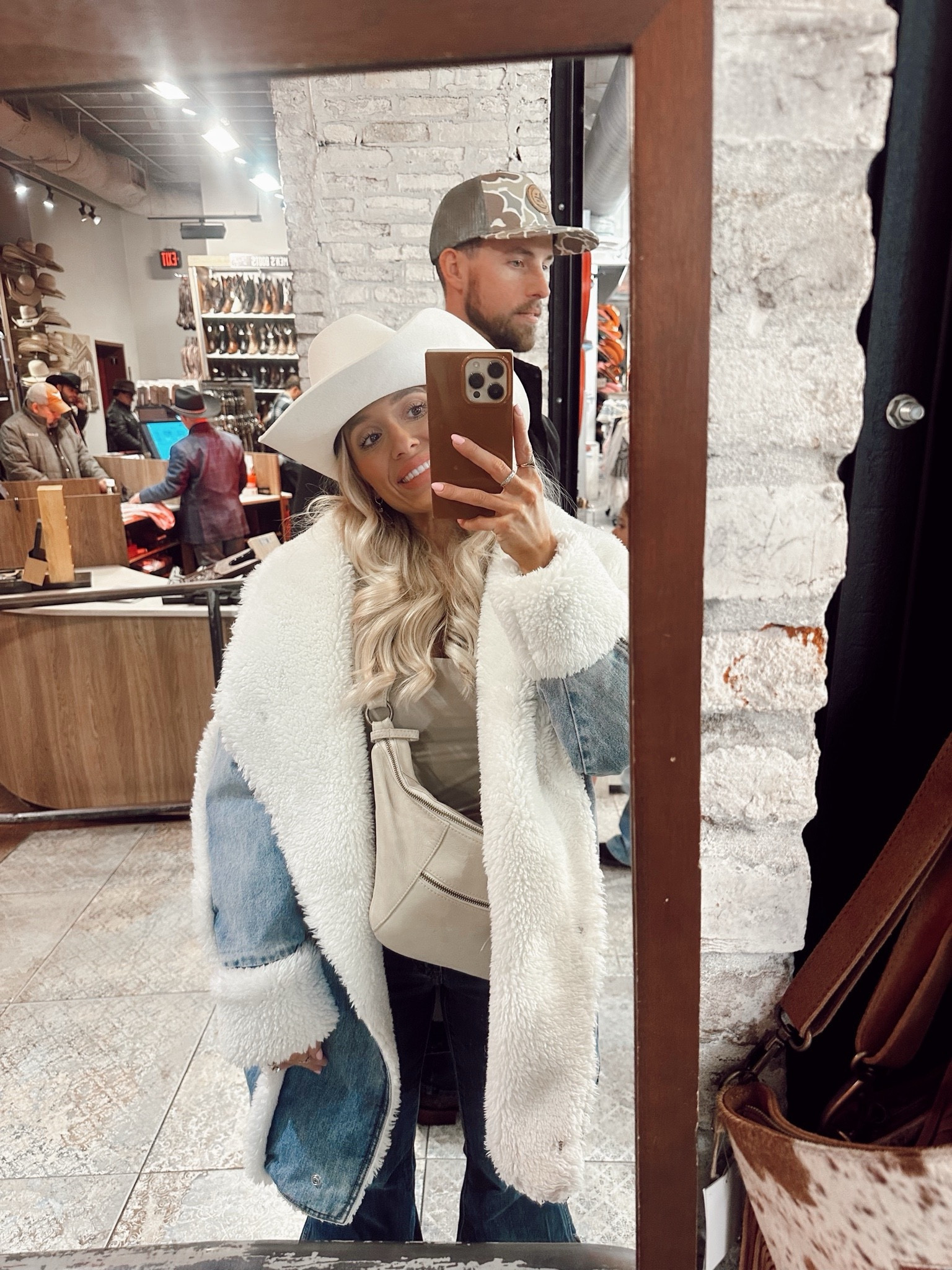 This jacket has kept me so warm on this trip! 🤍🥂👢🤠🐄

#LTKU #LTKStyleTip #LTKHoliday