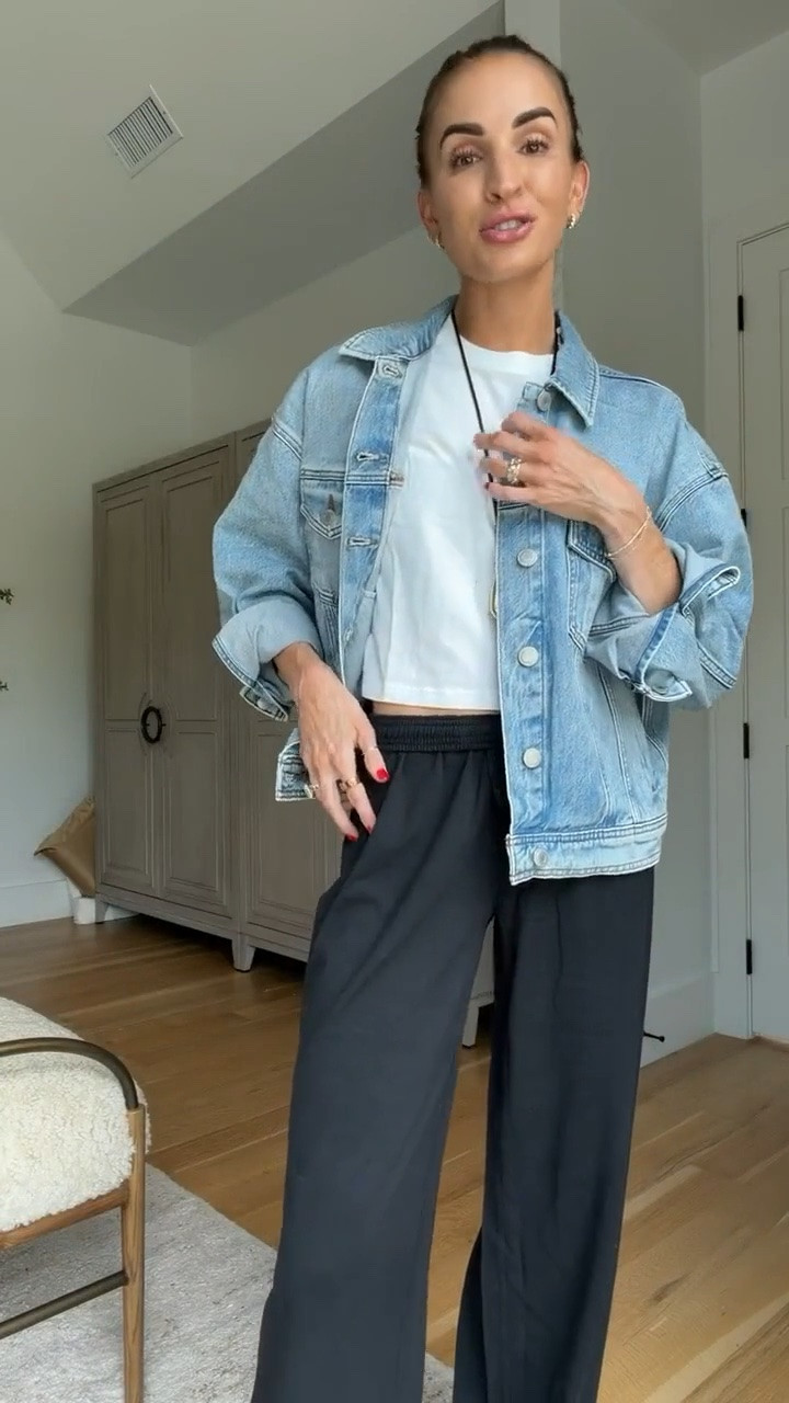 Effortless mom outfit idea that legit feels like pajamas 🙌🏼 everything runs tts but the denim jacket is oversized!

#LTKootd #LTKmomlife