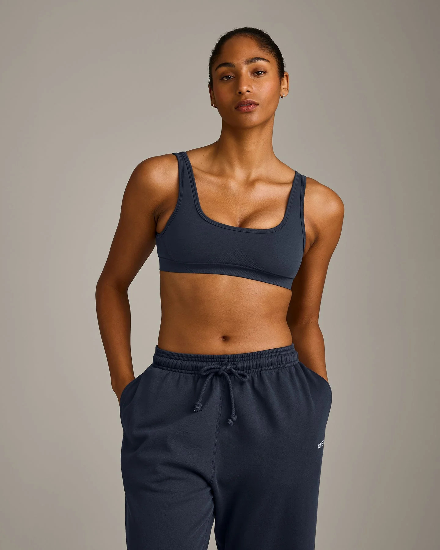 EffortlessLift™ Square Neck Sports Bra with Gray Logo 
 True Blue | Oner Active (UK / US)
