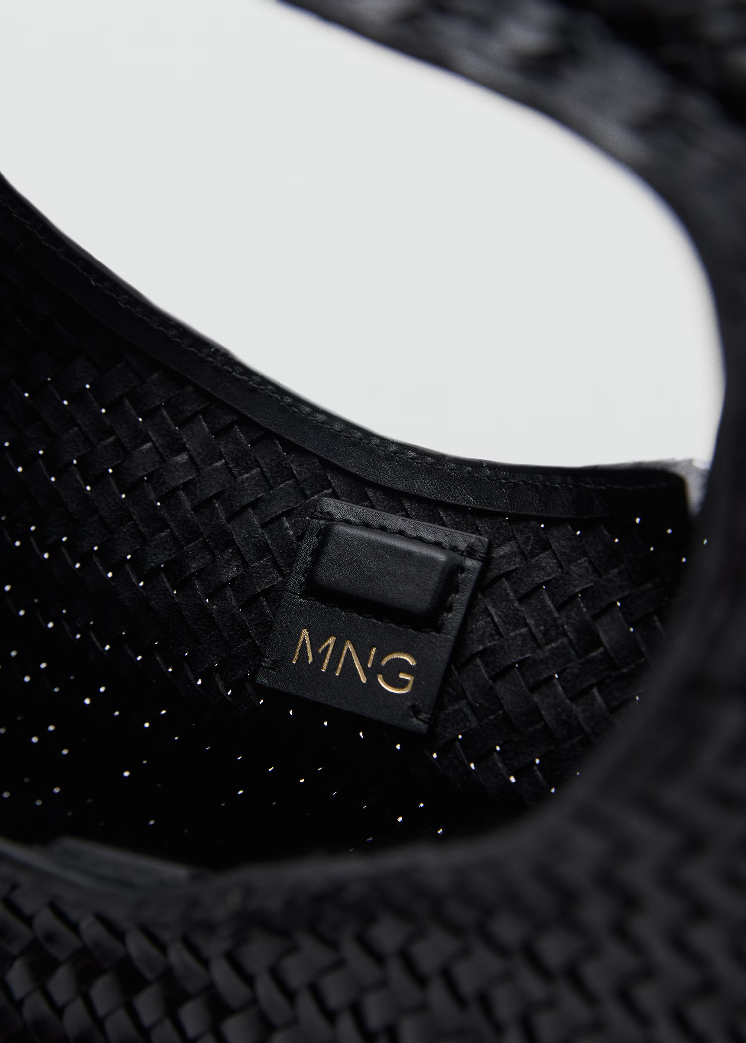 Mini braided leather bag - Women | MANGO United Kingdom | MANGO (UK)