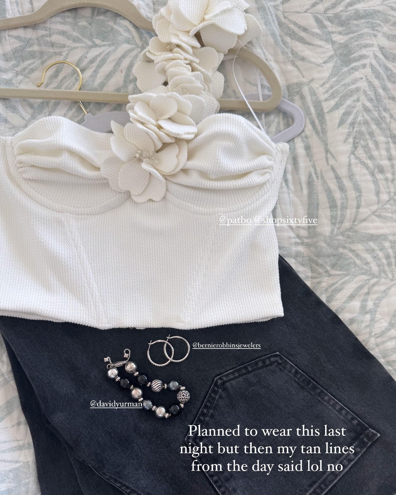 OOTN - the plan vs reality. Ended up going with one of my fav outfits from Show Me Your Mumu. 

OOTN
Dinner Outfit
Date Night 

 

#LTKSeasonal #LTKParties #LTKStyleTip