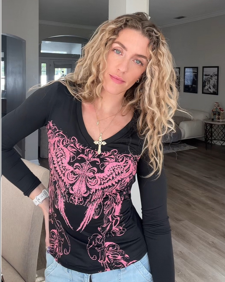 Graphic gothic long sleeve fitted 