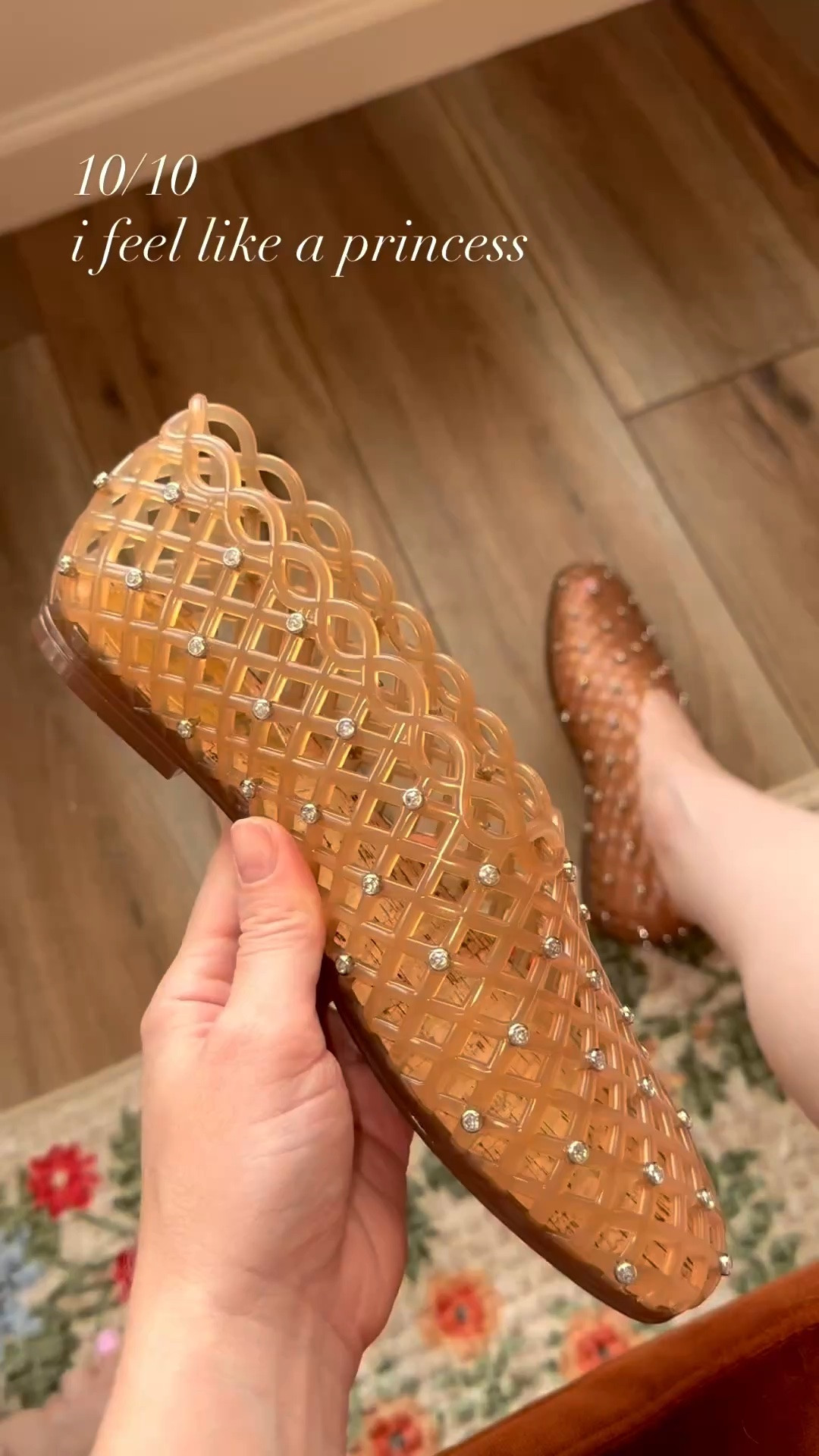 the grove jelly flats 💚 tts, very comfy and easy to walk in!

#LTKootd #LTKSeasonal