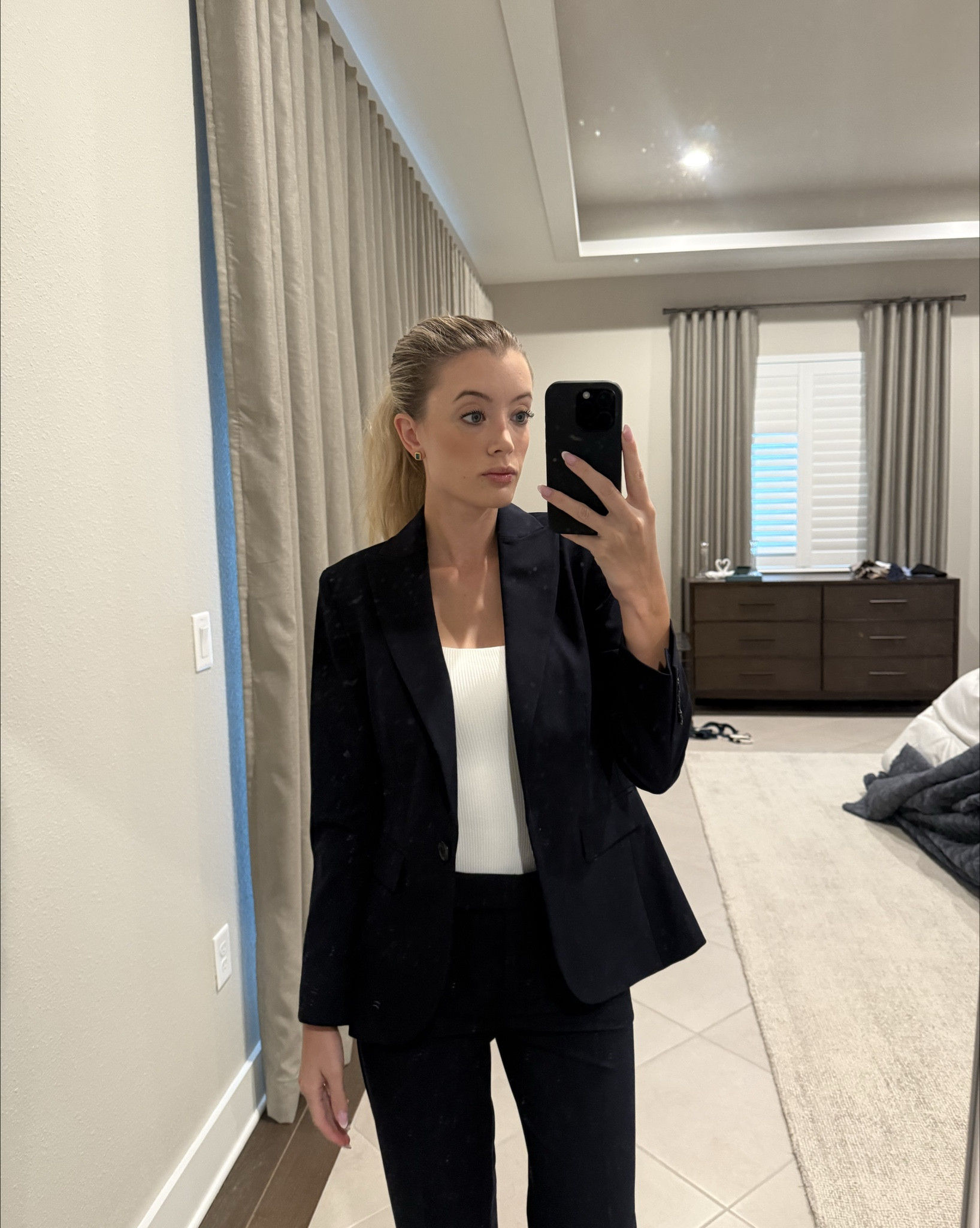 suit 
Business
Attorney 
Lawyer 
Interview 
Work clothes
Navy suit
Professional  

#LTKWorkwear #LTKPetite #LTKootd