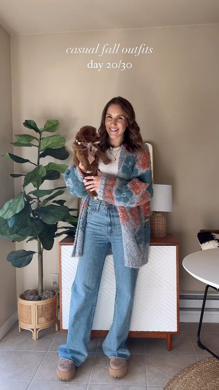 Casual fall outfits 20/30🍂 featuring a special guest🐶 finally linking up this outfit I wore earlier this week and a few more fun fall cardigans I’m loving!

Free people | Levi’s jeans | 30 days of outfits | fall style | cardigan | sweater weather | what I wore | casual outfit

#LTKSeasonal #LTKstyletip