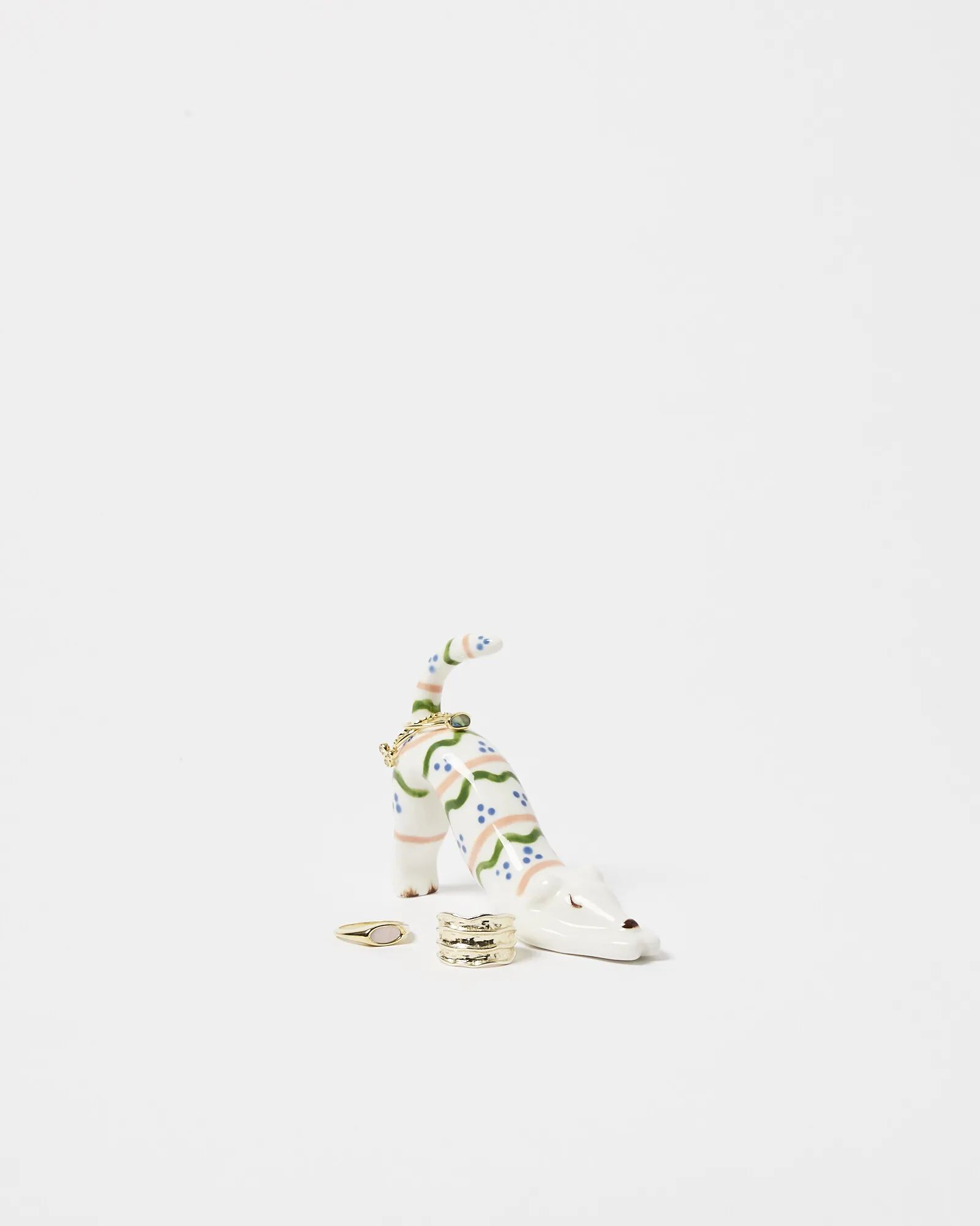 Wallace Whippet White Ceramic Ring Holder | Oliver Bonas | Oliver Bonas (Global)