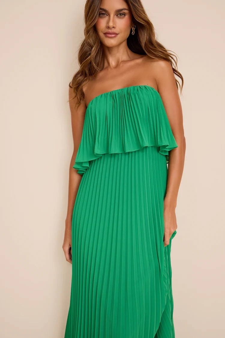 Lulus summer dresses, wedding guest dress, maxi dresses, midi dress, mini dress, anniversary dress, engagement photoshoot dress, bridesmaid dress, celebration dress, baby shower dress, maid of honor dress, mother of the bride dress, cocktail party dress, engagement dinner dress, honeymoon dress, floral dress, satin dress, formal dress  @shop.ltk #liketkit #lulusdresses #lulus #lovelulus 🥰 Thanks for being here & shopping with me! 🤍 Xo Christin

#LTKdayinmylife #LTKOver40 #LTKWedding