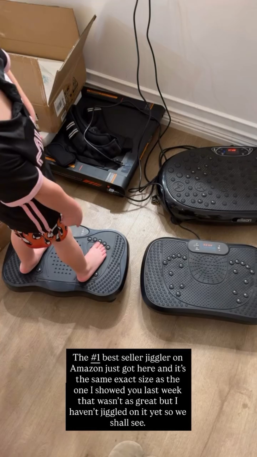 The #1 best seller jiggler on Amazon just got here and it’s the same exact size as the one I showed you last week that wasn’t as great but I haven’t jiggled on it yet so we shall see.