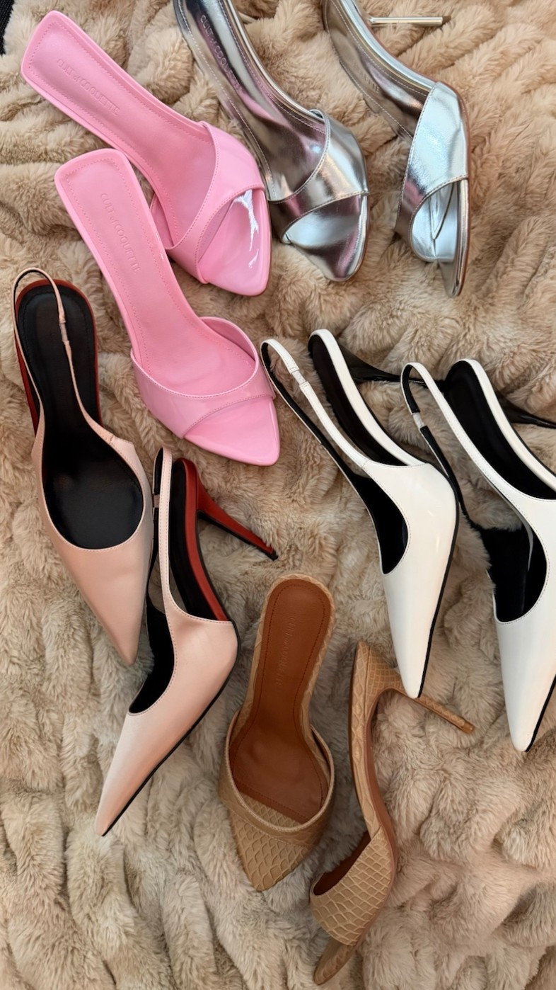 Summer go-to heels that are 20% off!✨ Linking some of my other favorites as well.

Summer outfits
Summer heels
Slingback heels
Mule heels
Pink heels
Beach vacation inspo
Wedding guest

#LTKgrwm #LTKootd