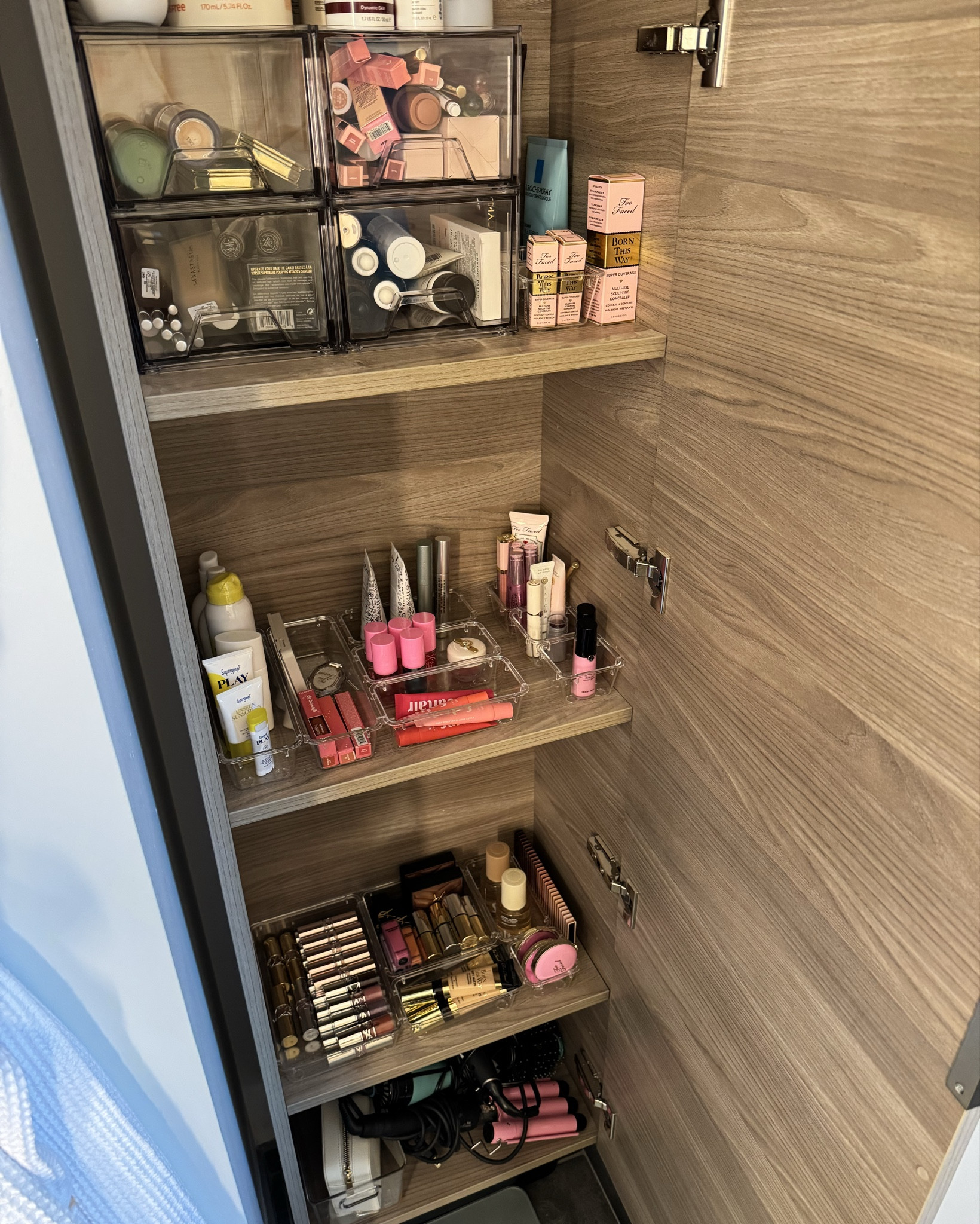 bathroom cabinet organizers