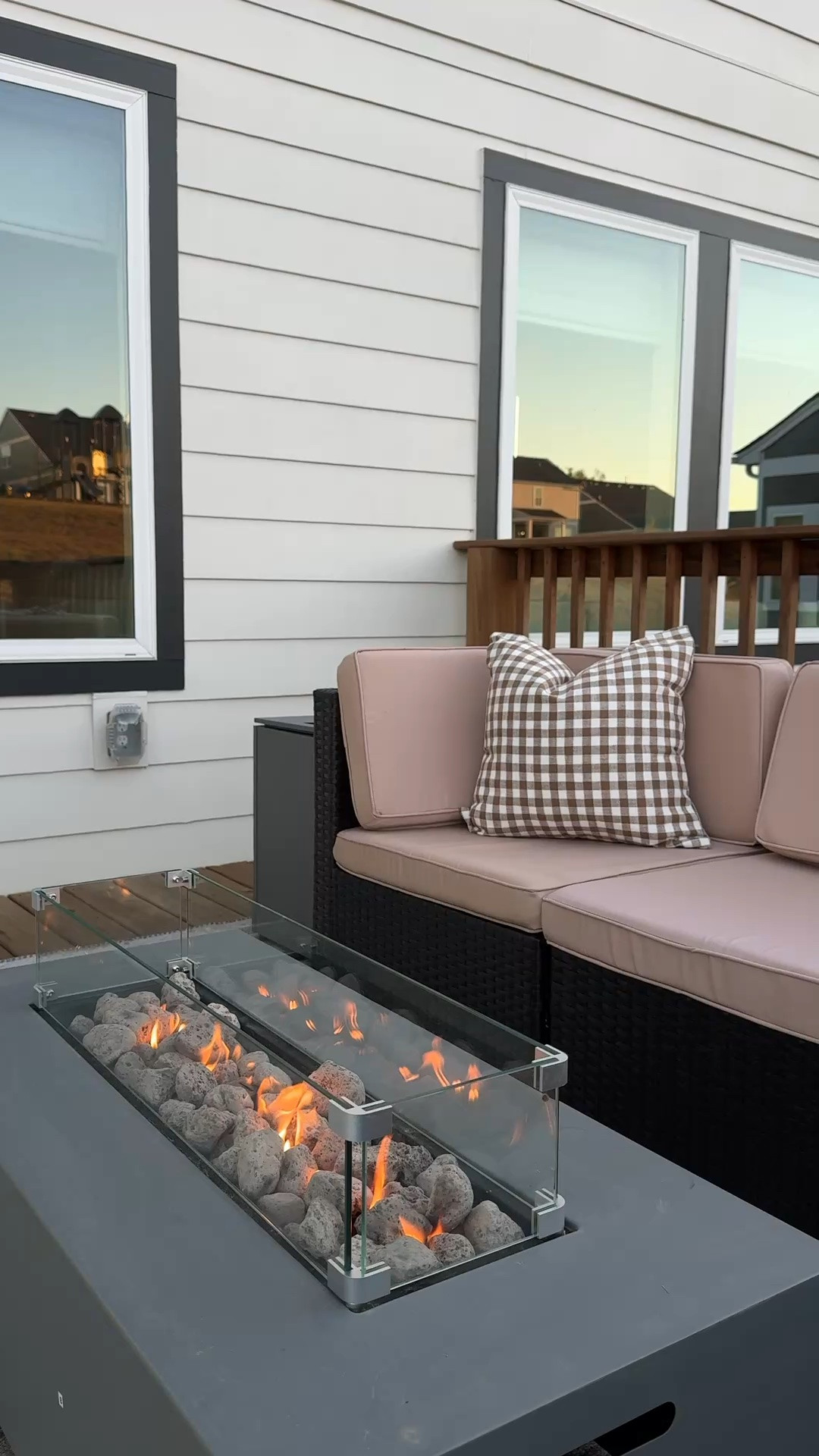 Back deck details! ♥️

#LTKHome